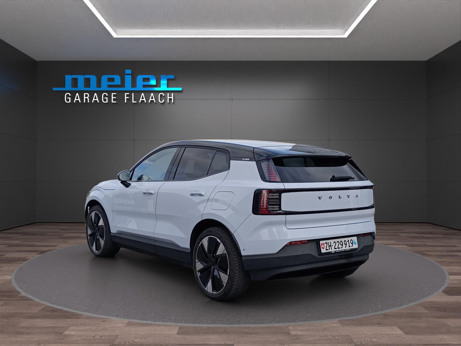 VOLVO EX30 E60 Twin Ultra Performance AWD-image-2