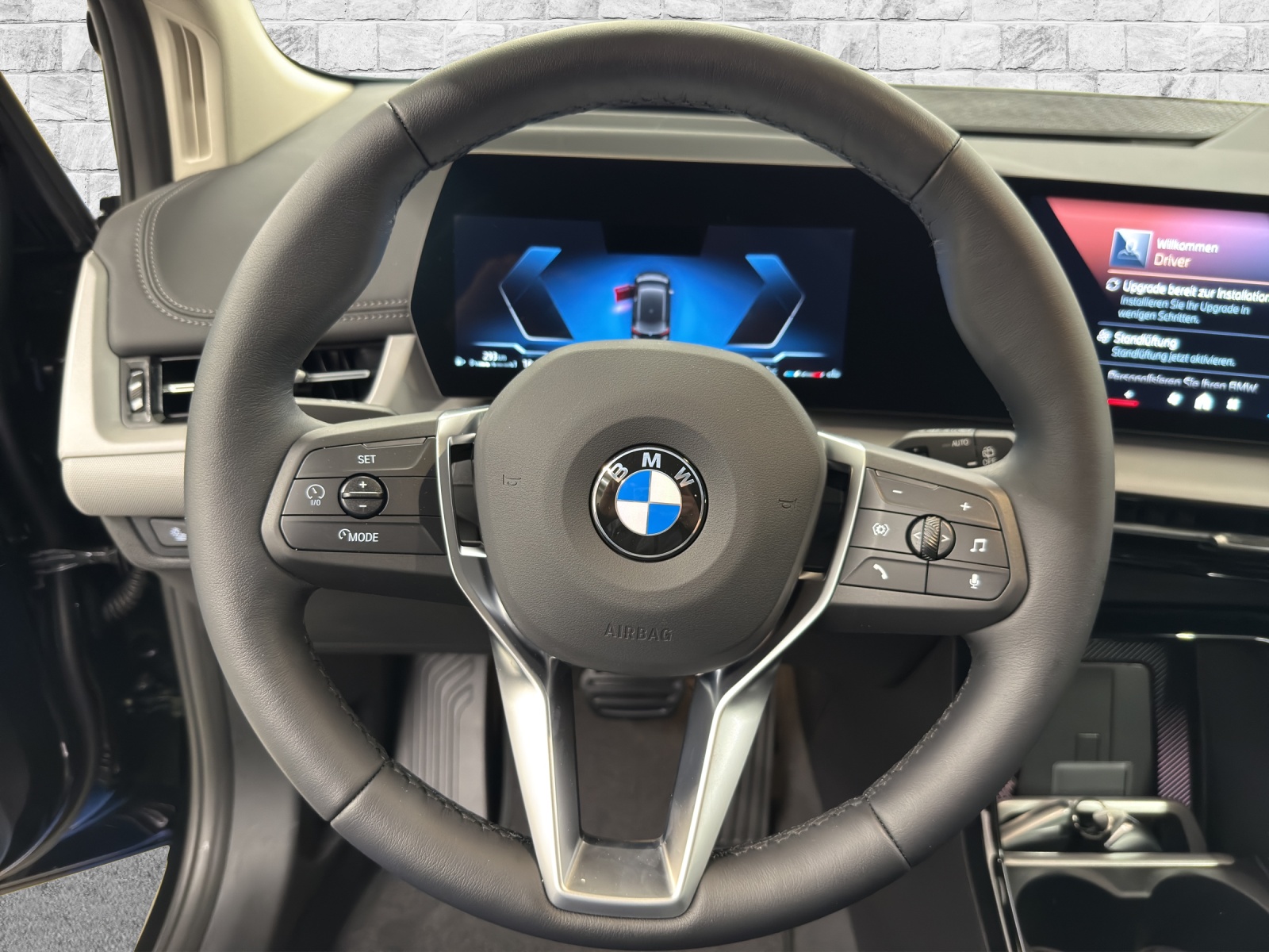 BMW 218d Active Tourer DKG-image-9
