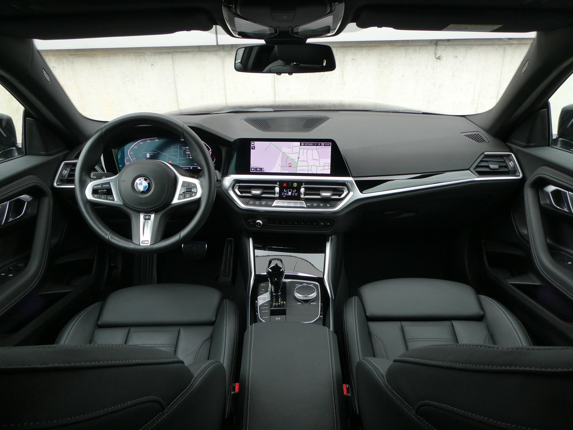 BMW 220i M Sport-image-13