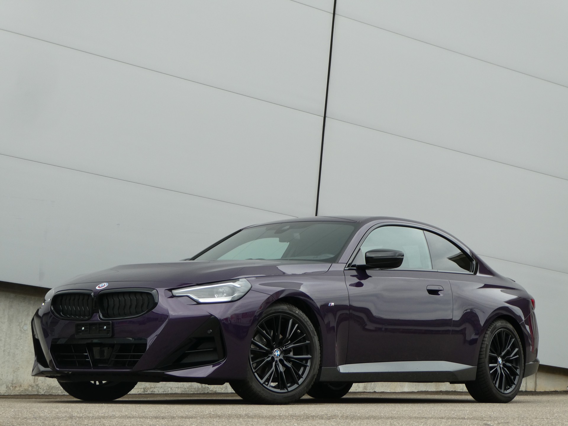BMW 220i M Sport-image-2