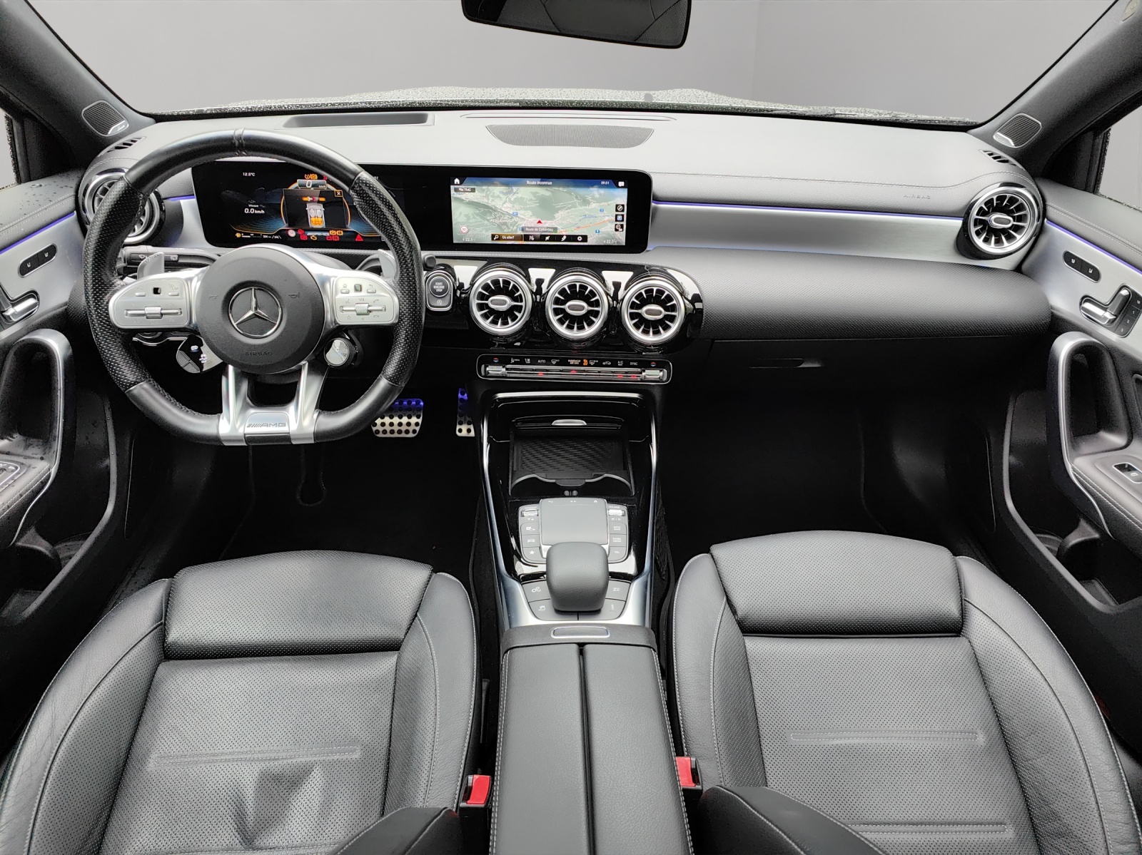 MERCEDES-BENZ A 45 S AMG 4Matic+ Speedshift-image-8