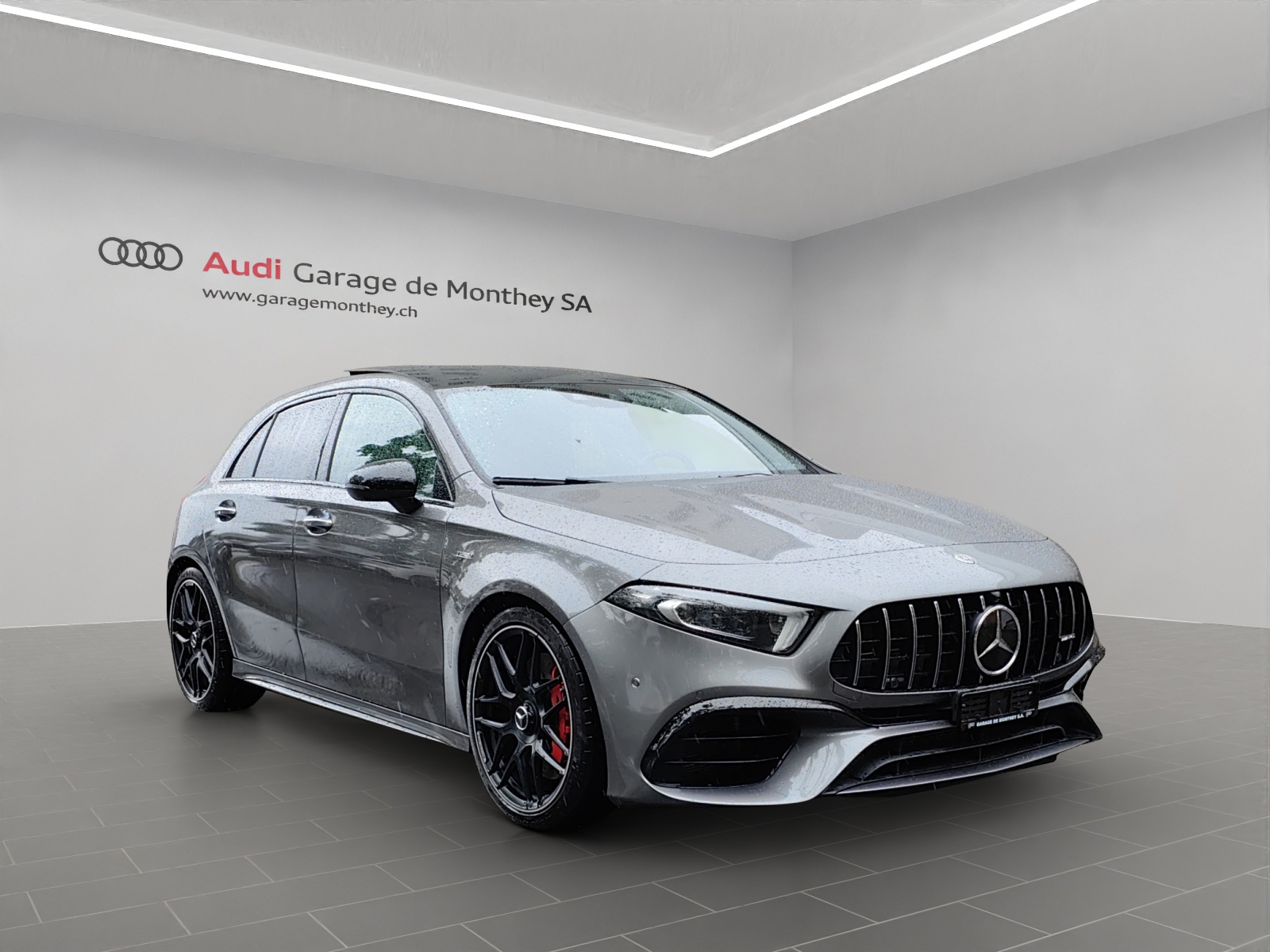 MERCEDES-BENZ A 45 S AMG 4Matic+ Speedshift-image-2