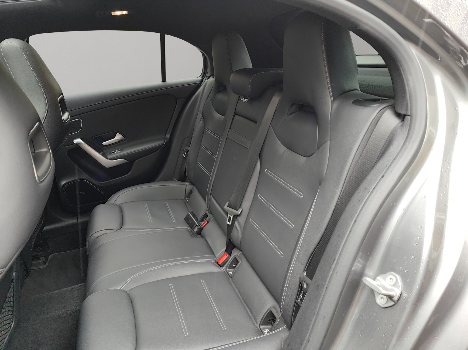 MERCEDES-BENZ A 45 S AMG 4Matic+ Speedshift-image-7