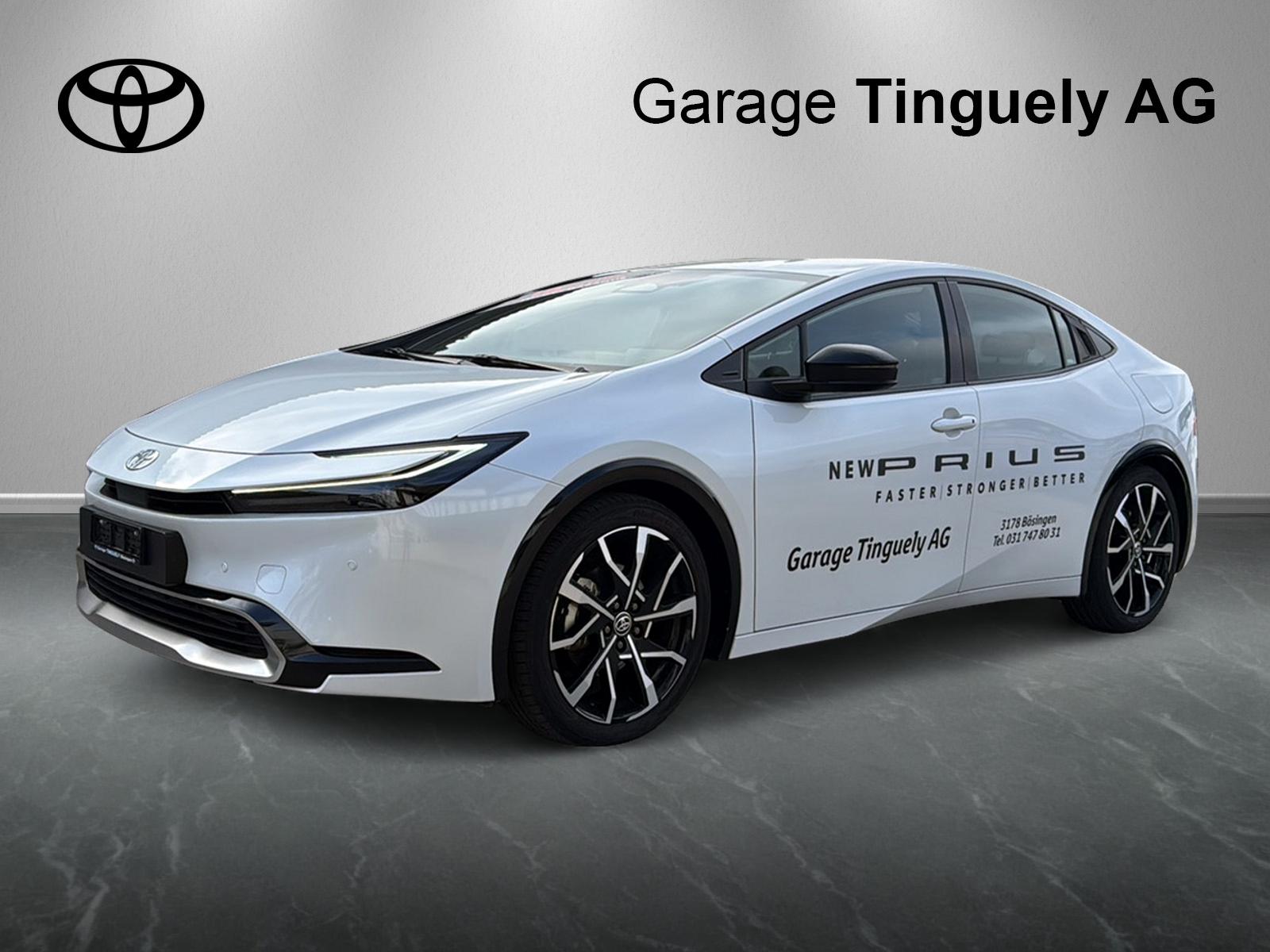 TOYOTA Prius 2.0 Plug-In-Hybrid Style-image-3
