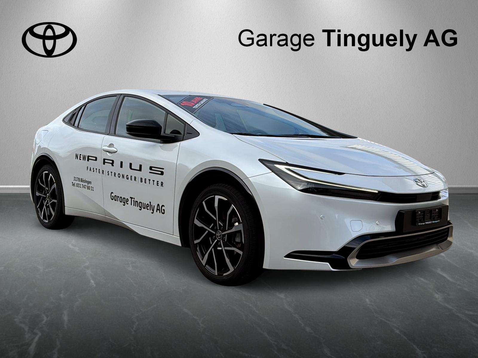 TOYOTA Prius 2.0 Plug-In-Hybrid Style-image-5