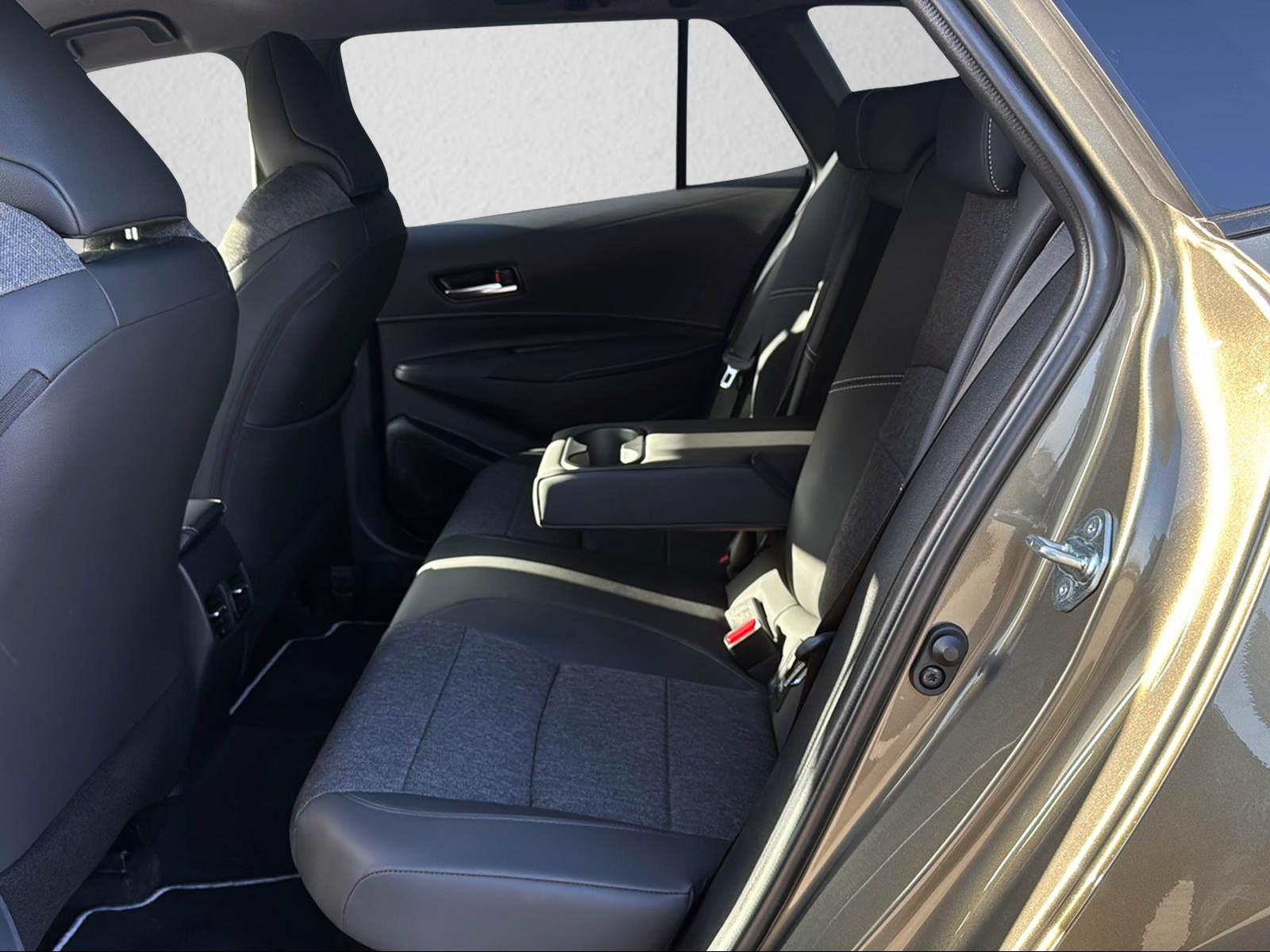 TOYOTA Corolla Touring Sports 2.0 HSD Trend-image-6