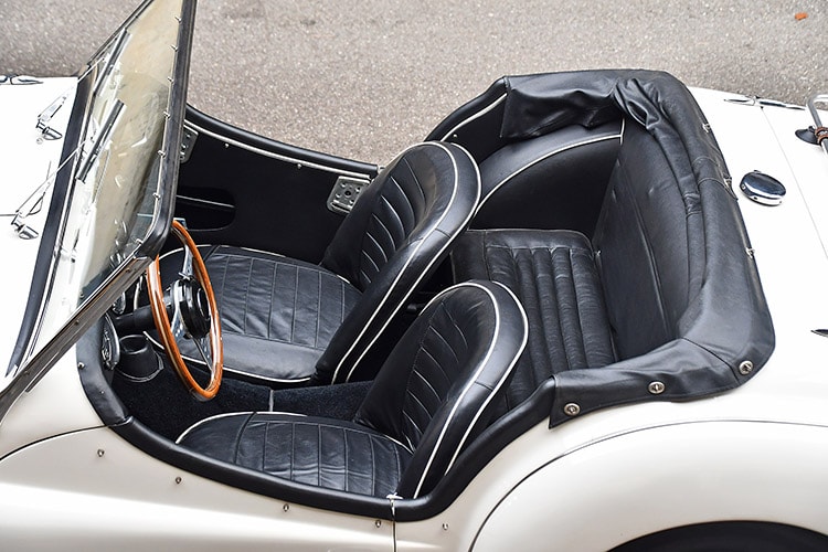 TRIUMPH TR3-image-1