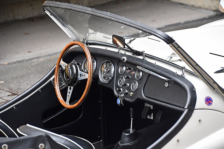 TRIUMPH TR3-image-3