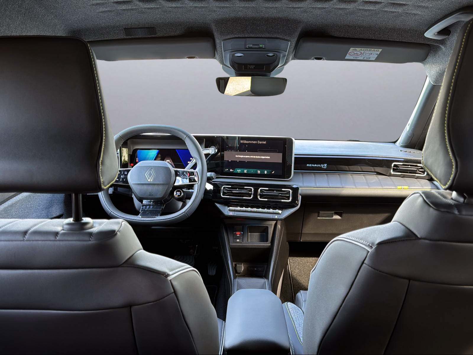 RENAULT R4 E-TECH ELECTRIC iconic 150PS Comfort Range-image-5