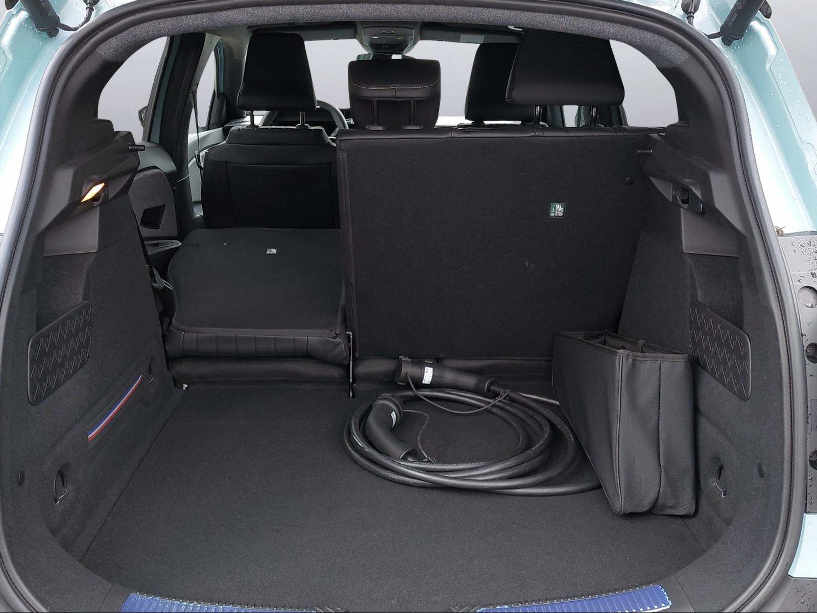 RENAULT R4 E-TECH ELECTRIC iconic 150PS Comfort Range-image-8