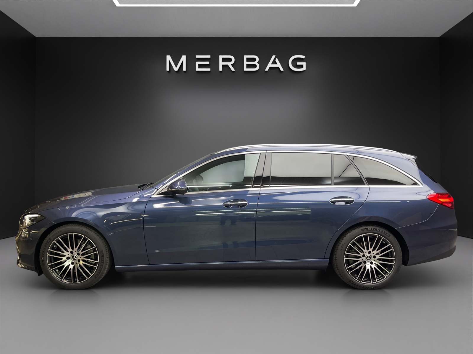 MERCEDES-BENZ C 300 T 4 Matic-image-2