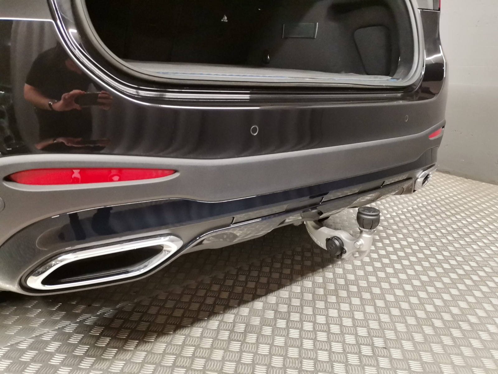 MERCEDES-BENZ GLC 200 AMG Line 4matic-image-15