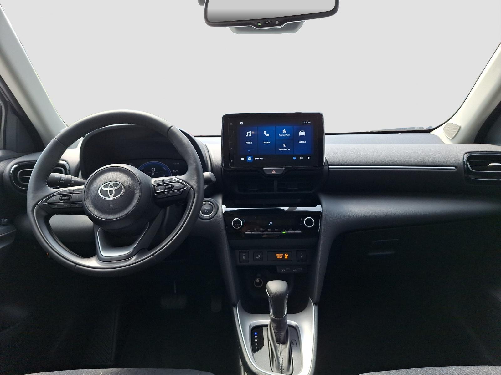 TOYOTA Yaris Cross 1.5 VVT-i HSD Comfort AWD-i-image-9
