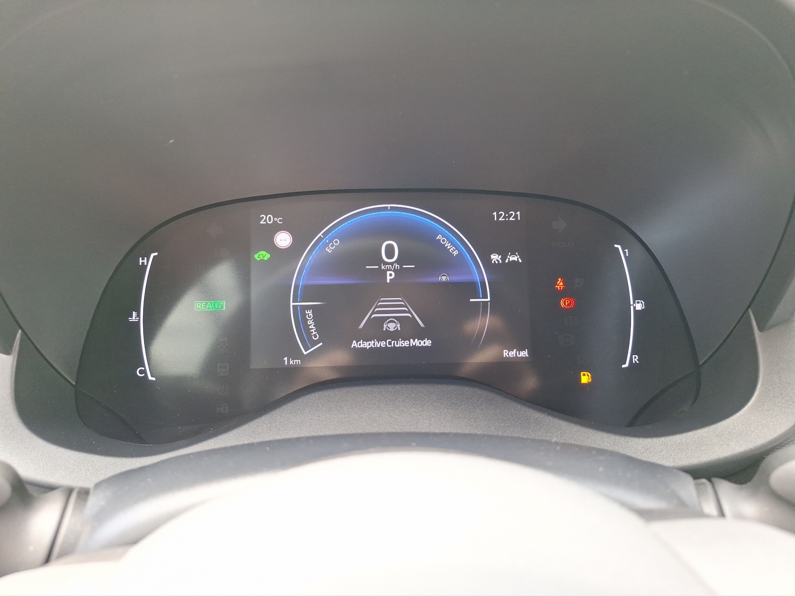 TOYOTA Yaris Cross 1.5 VVT-i HSD Comfort AWD-i-image-14
