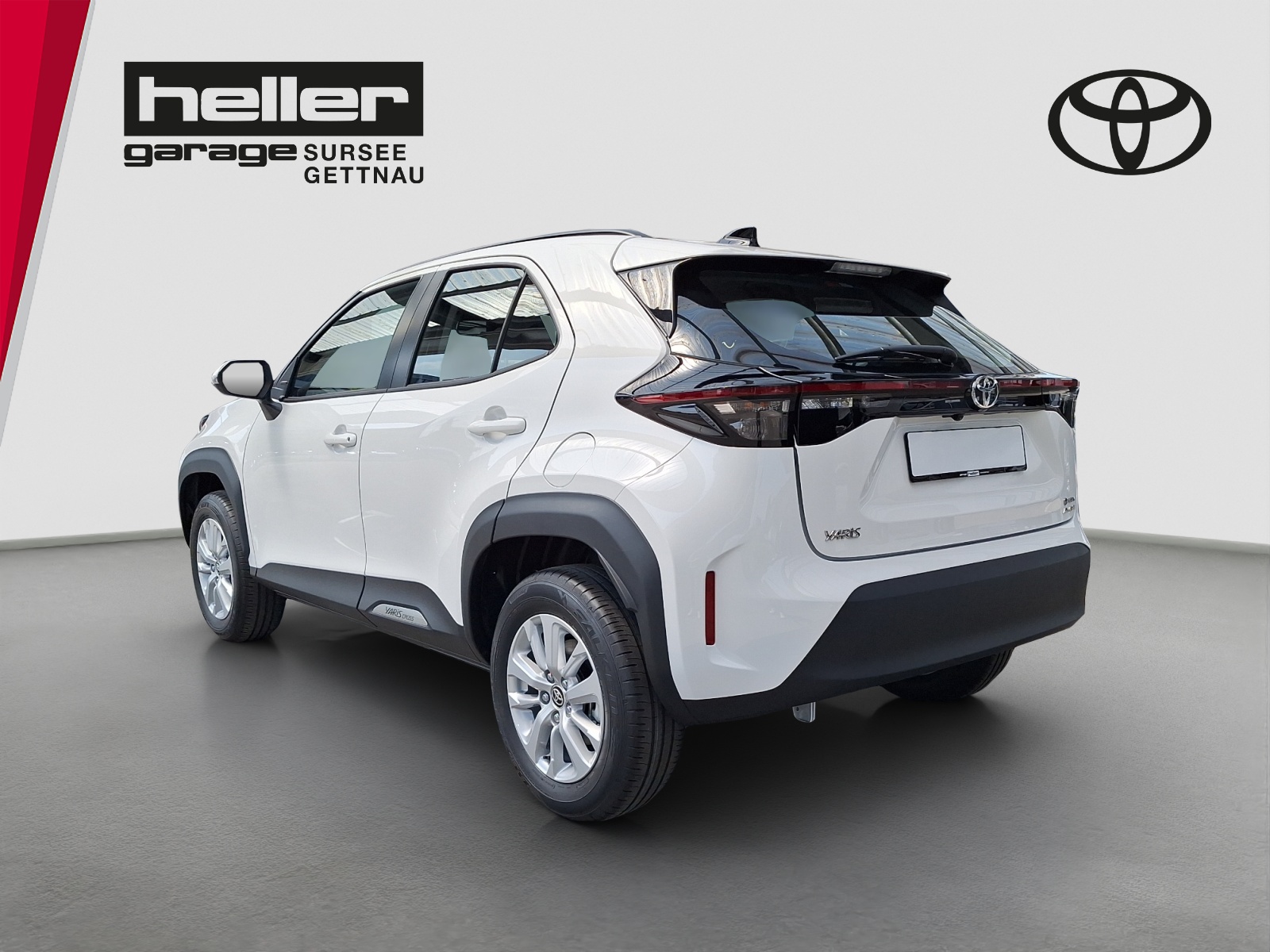 TOYOTA Yaris Cross 1.5 VVT-i HSD Comfort AWD-i-image-2