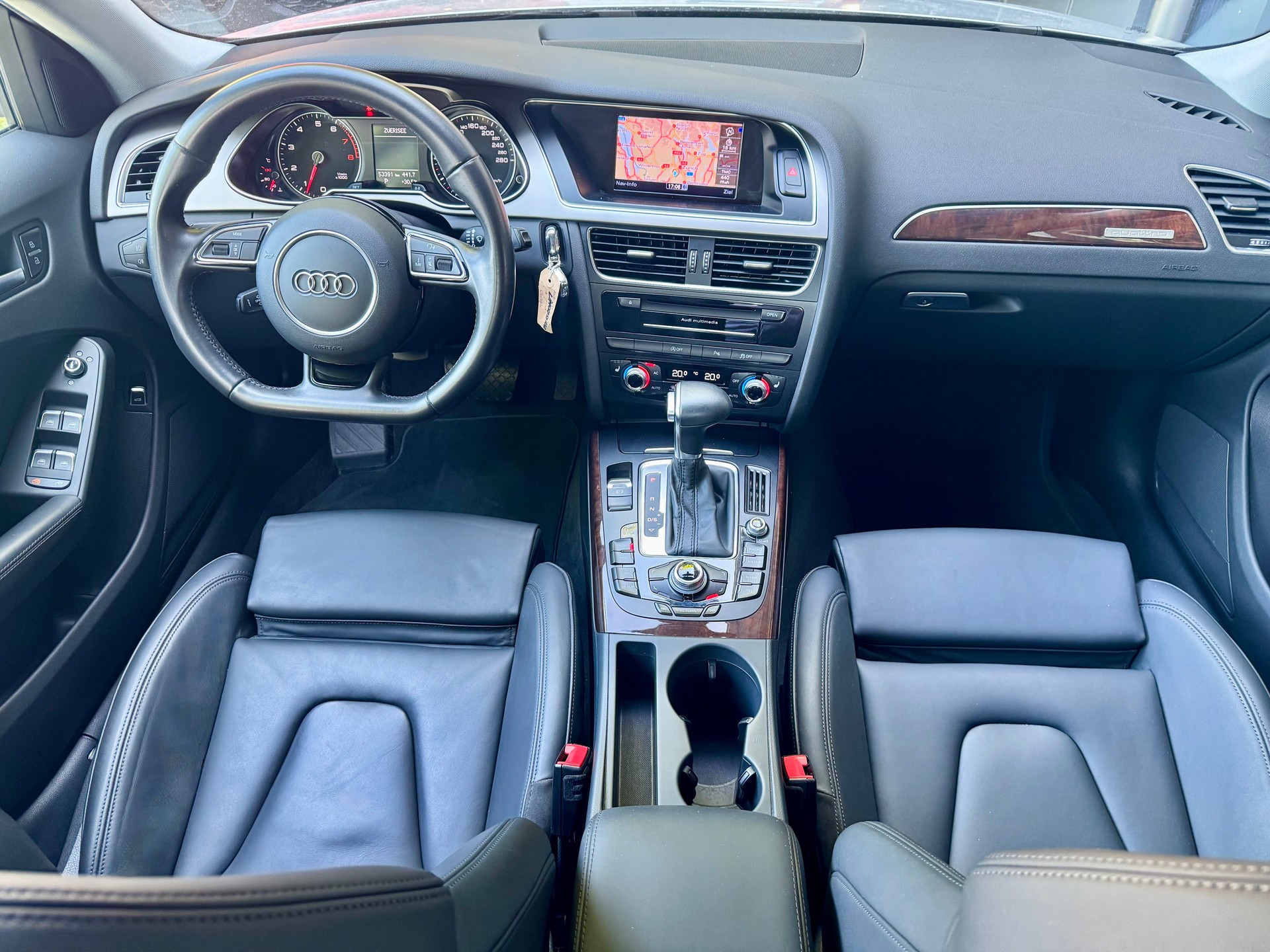 AUDI A4 3.0 TFSI quattro S-tronic - 1.Hand - Sport - 8-fach Alu --image-11