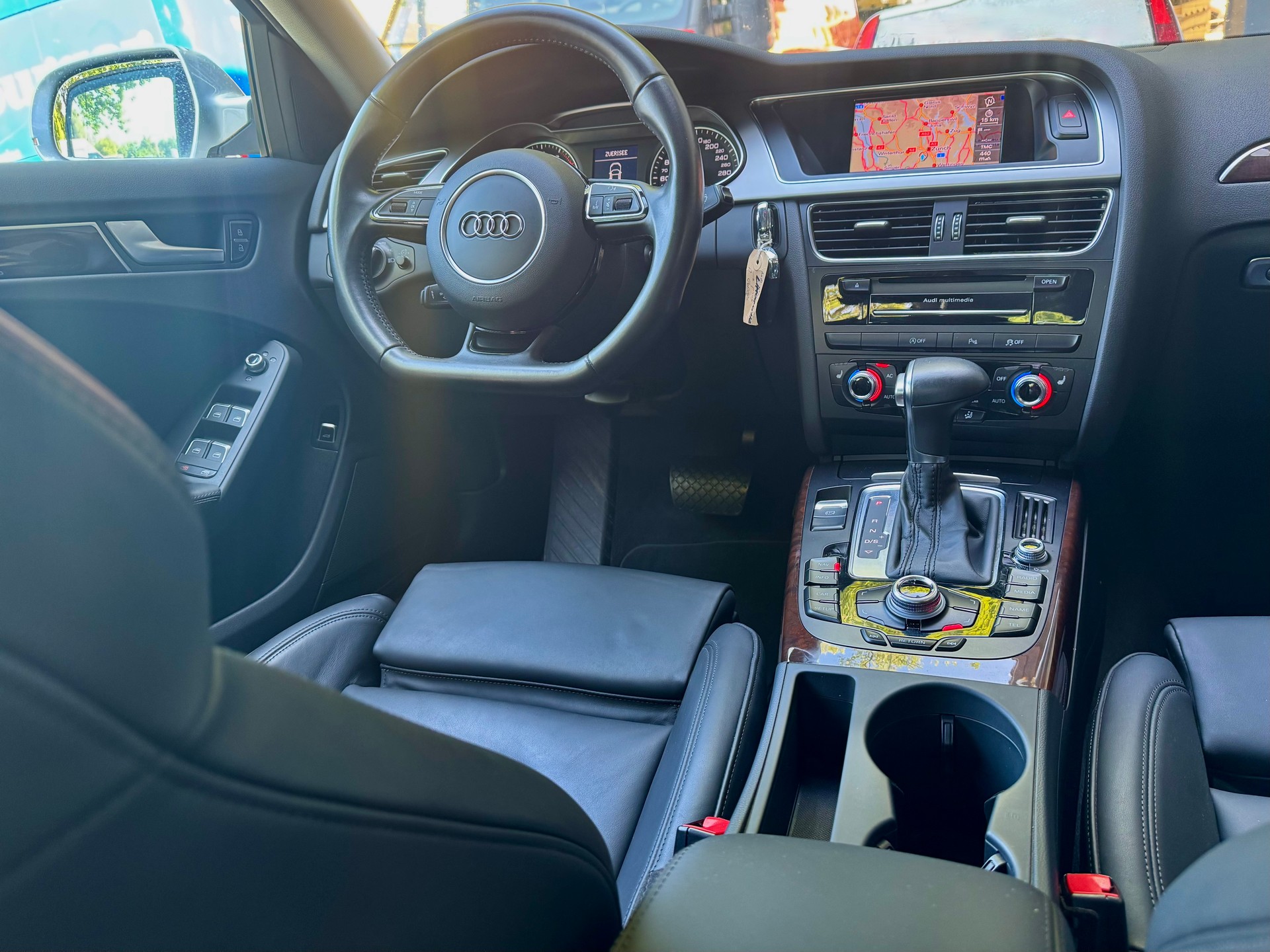 AUDI A4 3.0 TFSI quattro S-tronic - 1.Hand - Sport - 8-fach Alu --image-12