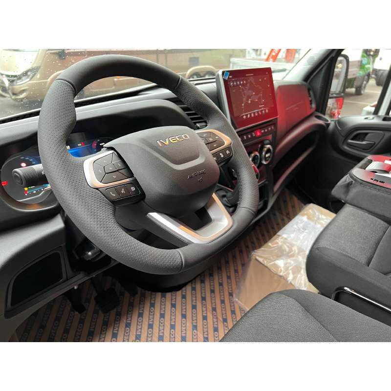 IVECO Daily 35S18HA8V Kaw.3520L H2 3.0 HPI 180-image-4