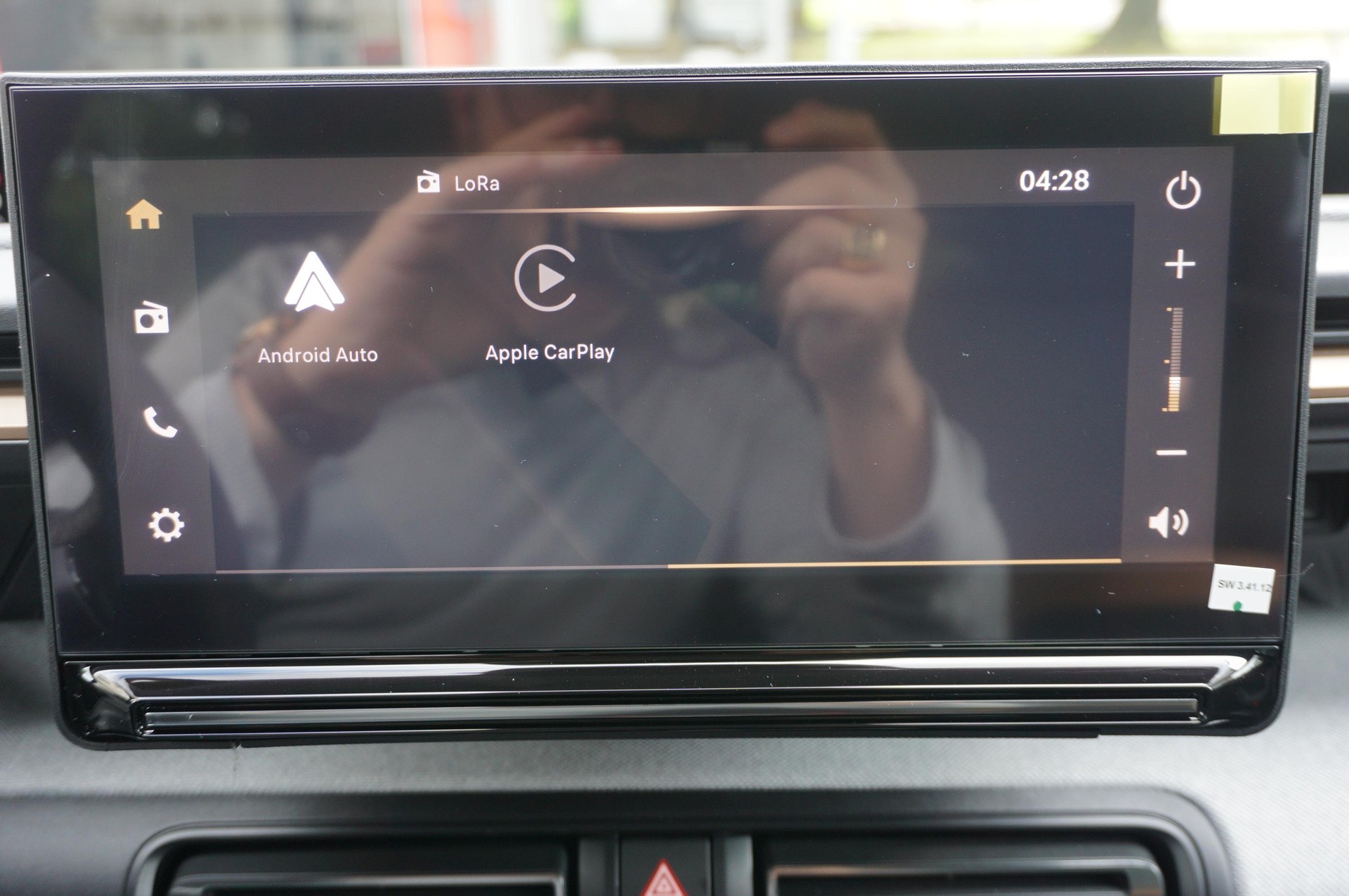 CITROEN C3 Aircross 1.2 Hybrid Plus-image-13