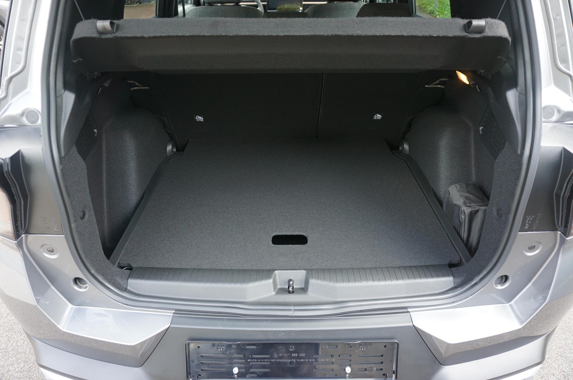 CITROEN C3 Aircross 1.2 Hybrid Plus-image-6