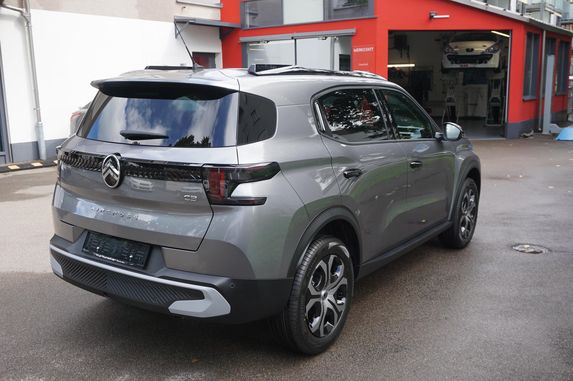 CITROEN C3 Aircross 1.2 Hybrid Plus-image-1