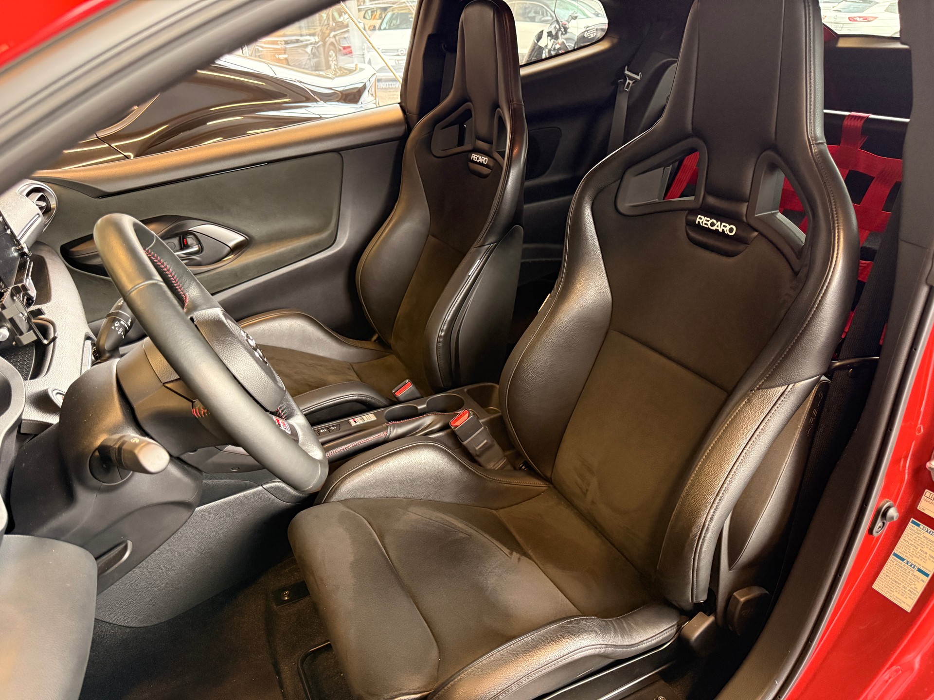 TOYOTA Yaris 1.6 GR Sport-image-5