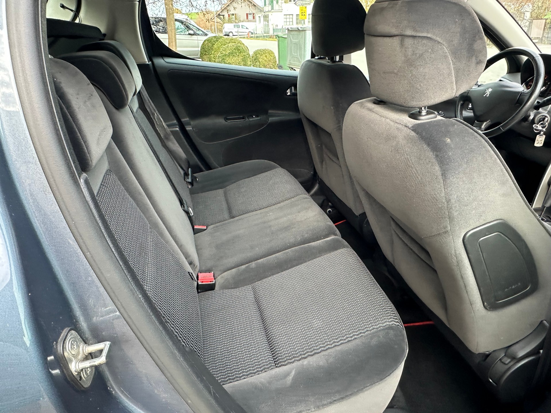 PEUGEOT 207 SW 1.6 16V Sport Automatic-image-10