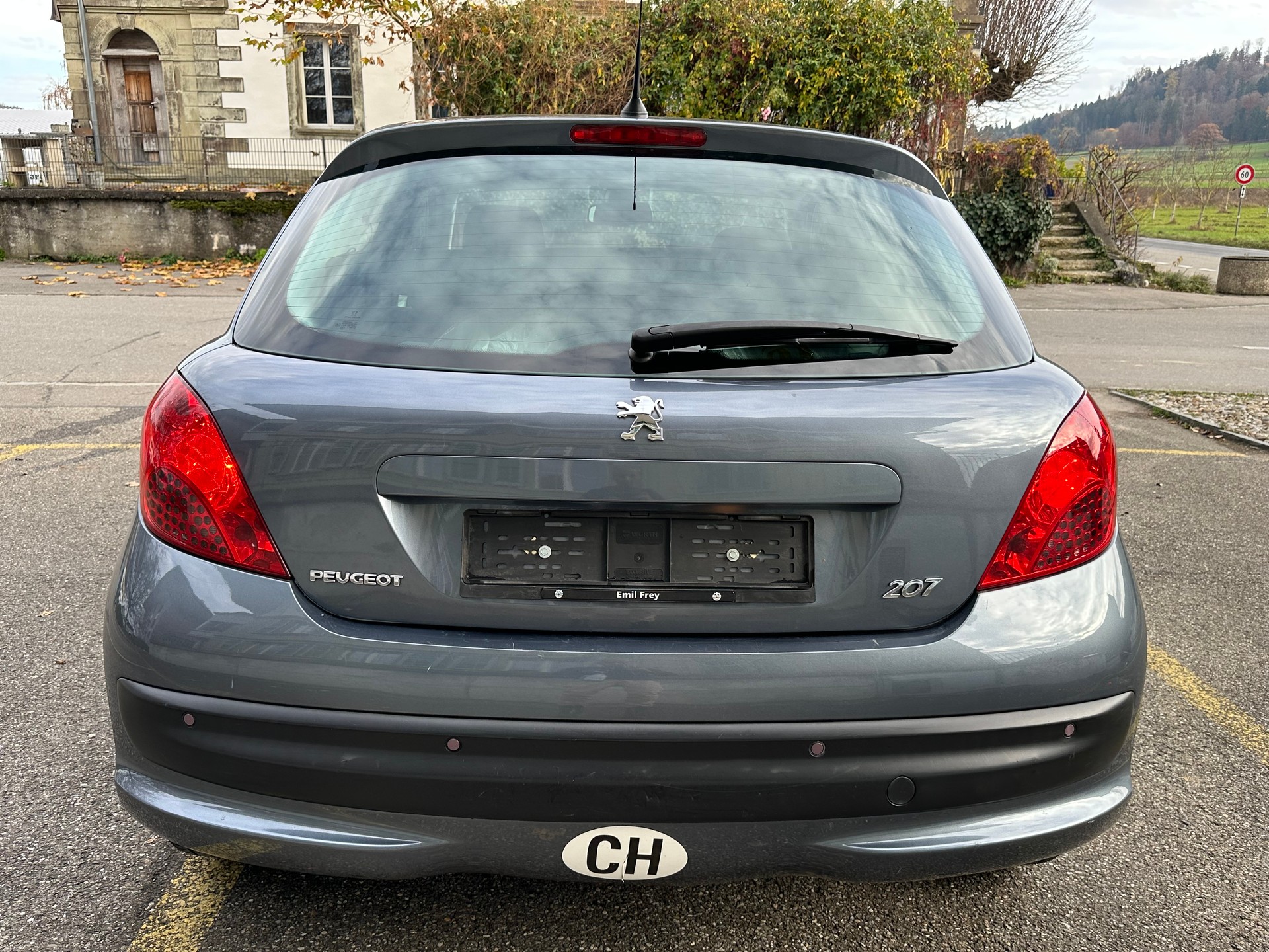 PEUGEOT 207 SW 1.6 16V Sport Automatic-image-4