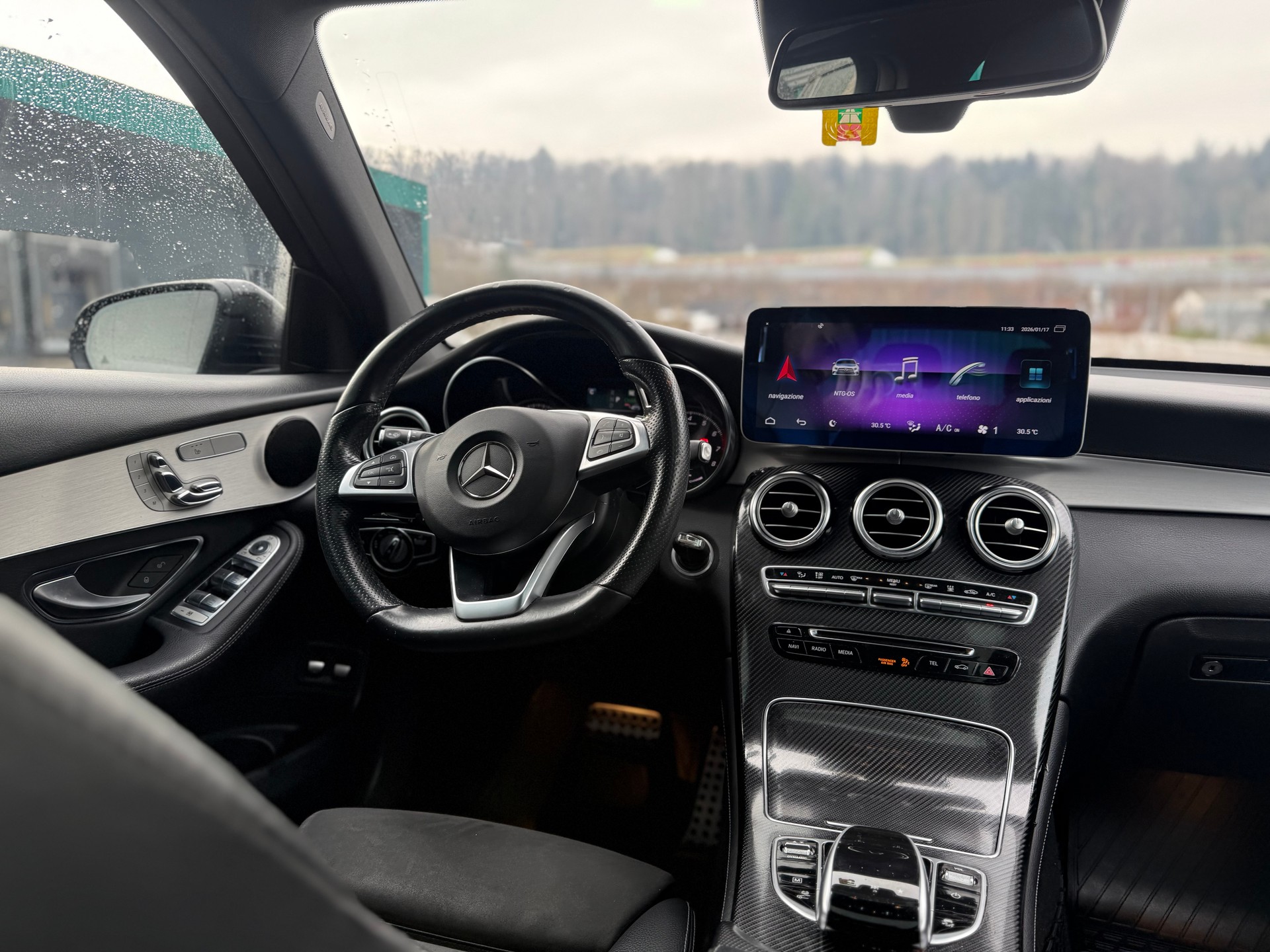 MERCEDES-BENZ GLC 350 e AMG Line 4Matic 7G-Tronic-image-12