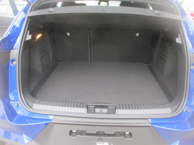 MITSUBISHI Grandis 1.8 HEV Invite+-image-5