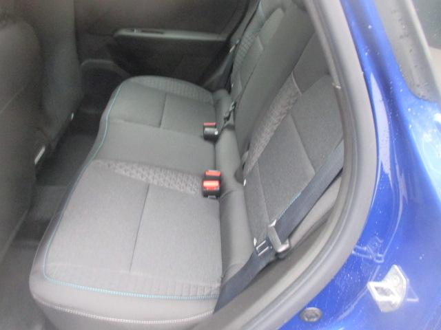 MITSUBISHI Grandis 1.8 HEV Invite+-image-13
