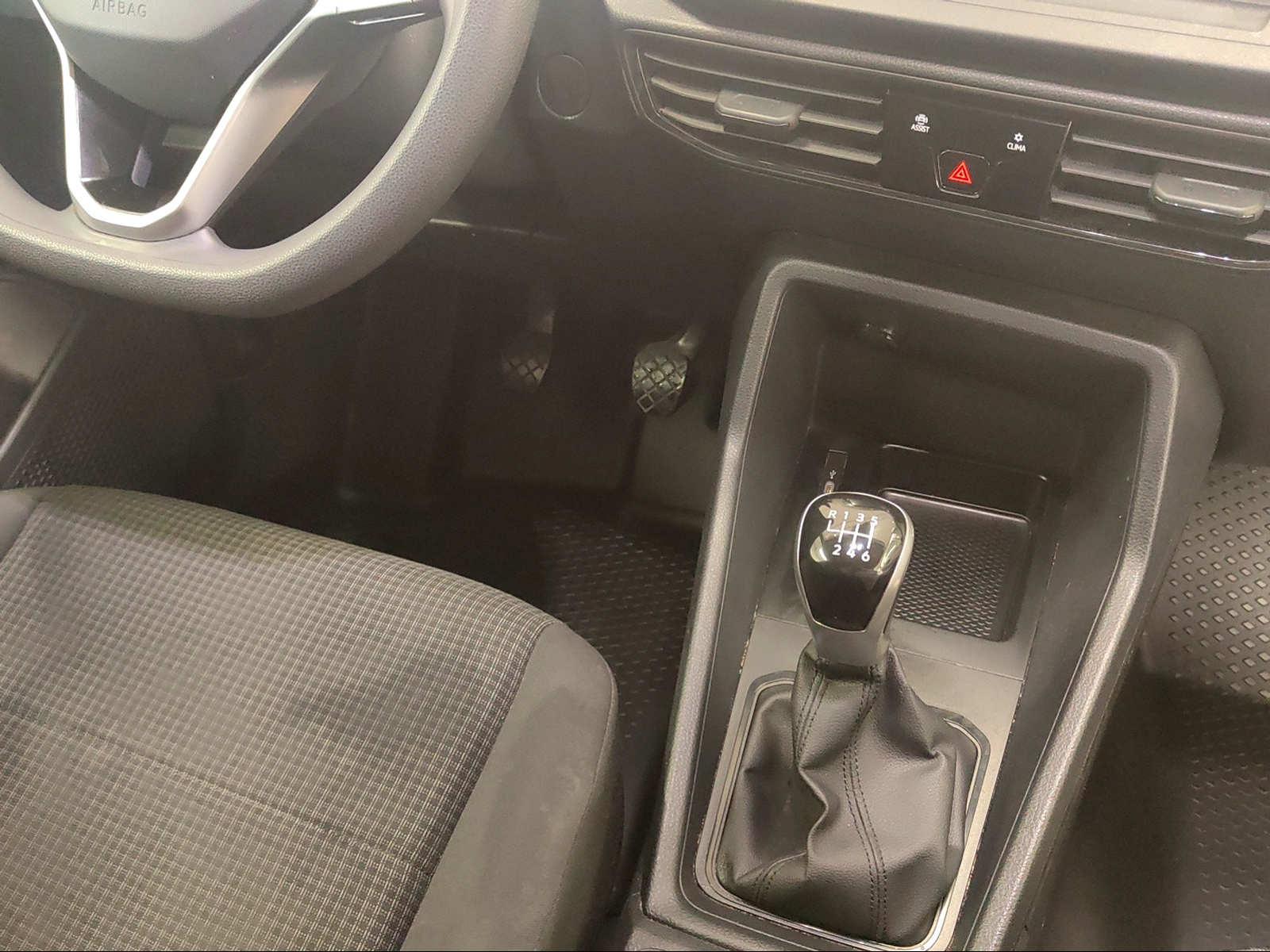 VW Caddy Cargo 1.5 TSI-image-14