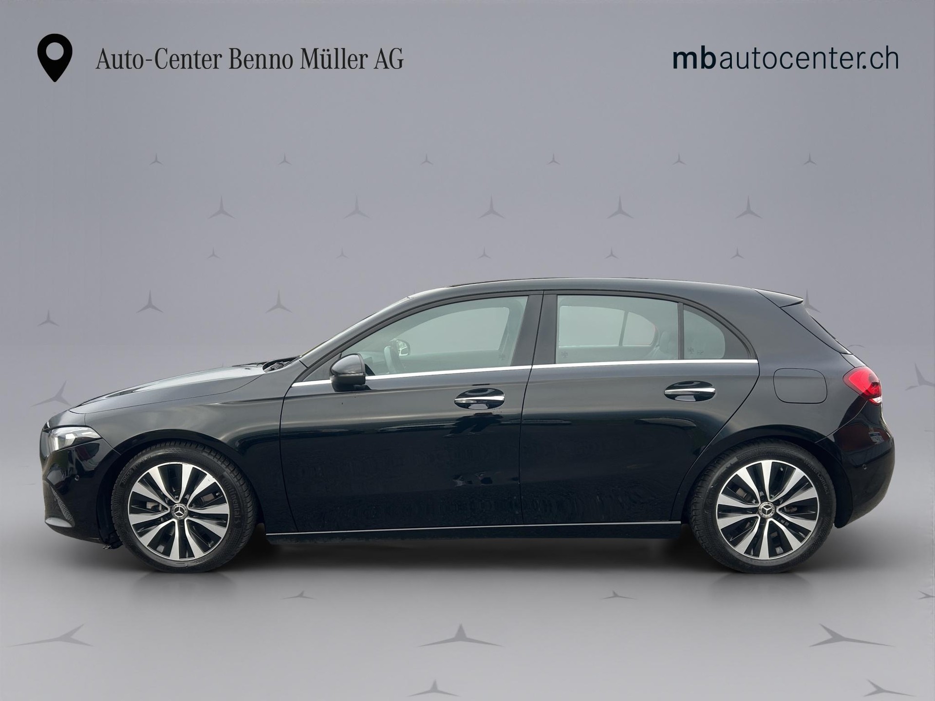 MERCEDES-BENZ A 200 d Style 4m-image-1