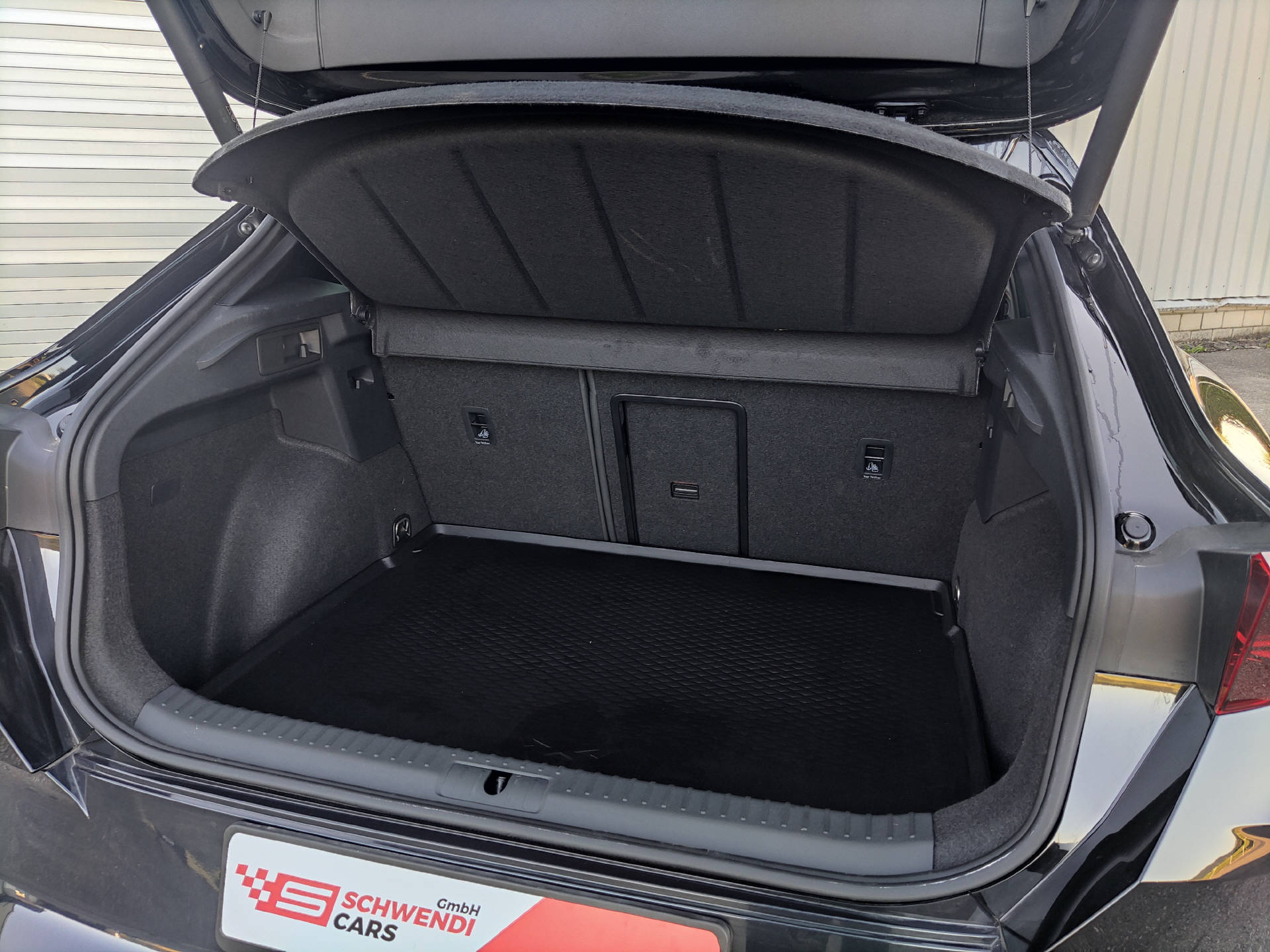 CUPRA Formentor 1.5 eTSI DSG-image-13