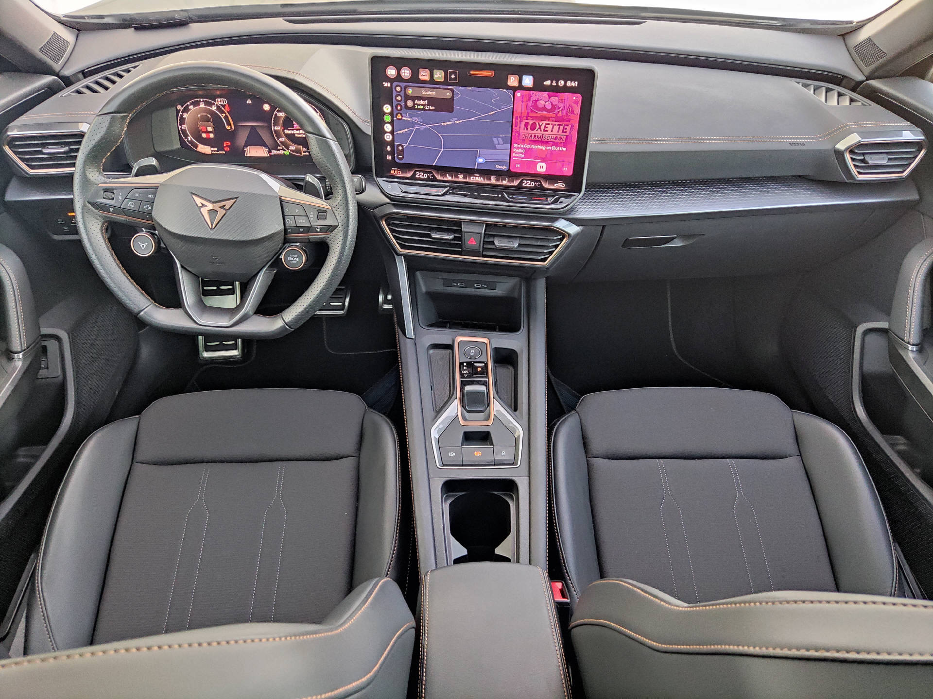 CUPRA Formentor 1.5 eTSI DSG-image-8