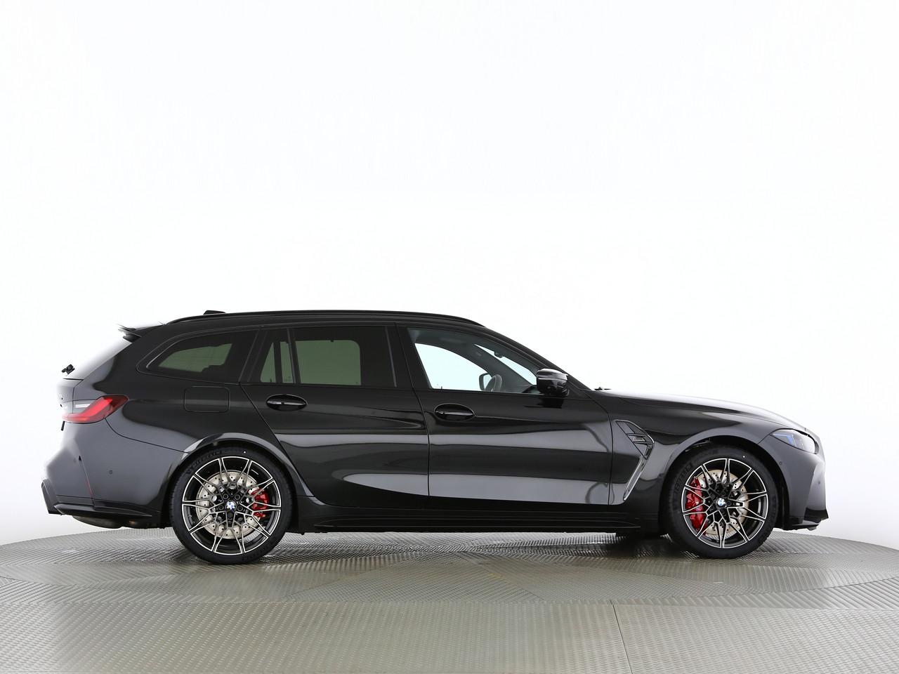 BMW M3 Competition xDrive Touring-image-15