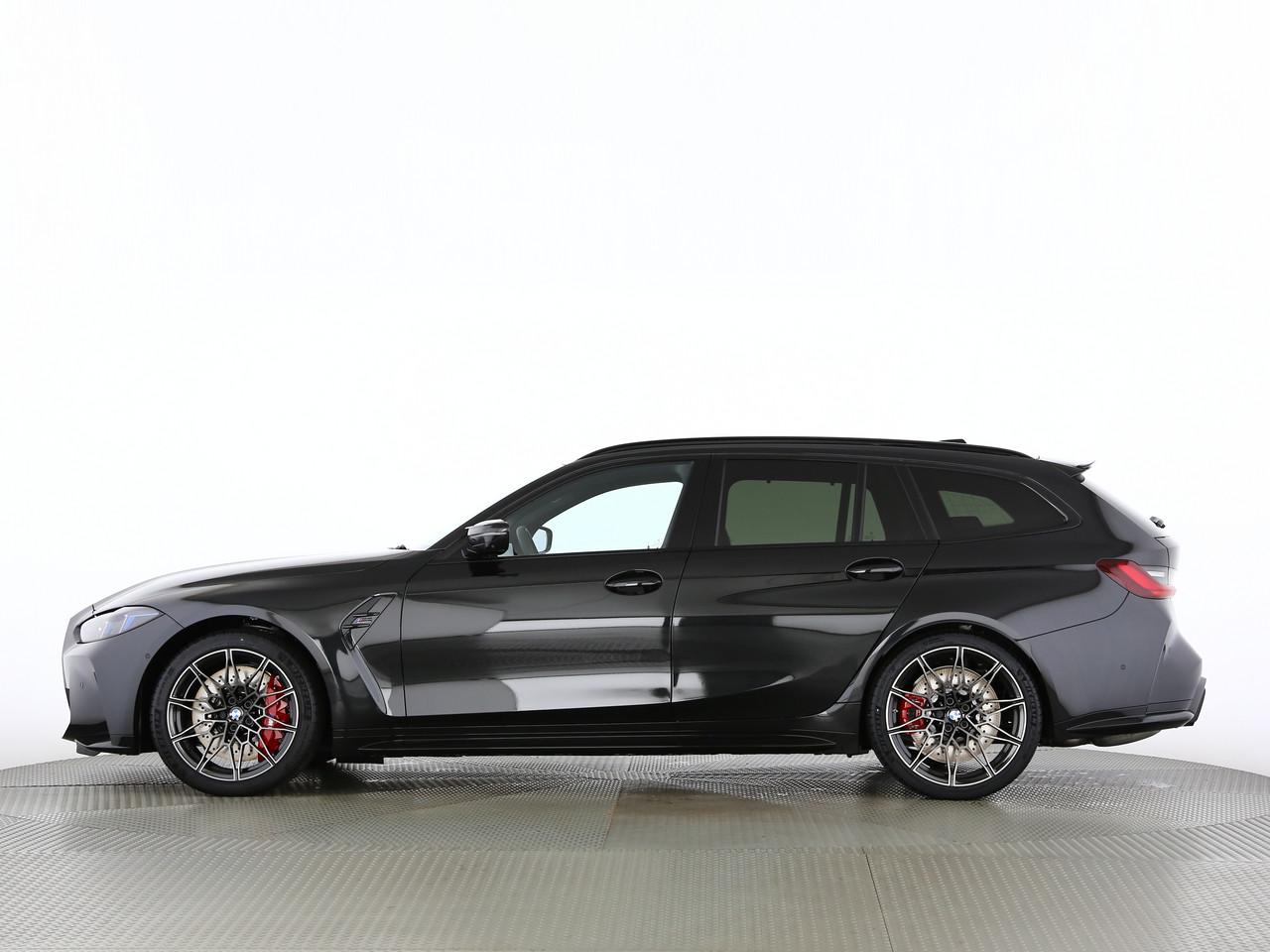 BMW M3 Competition xDrive Touring-image-4
