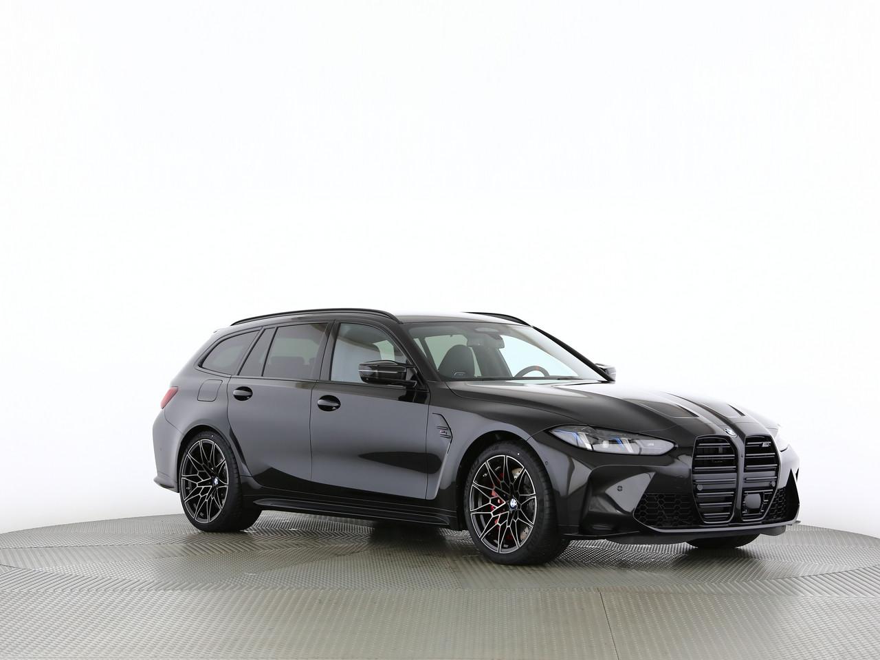 BMW M3 Competition xDrive Touring-image-19