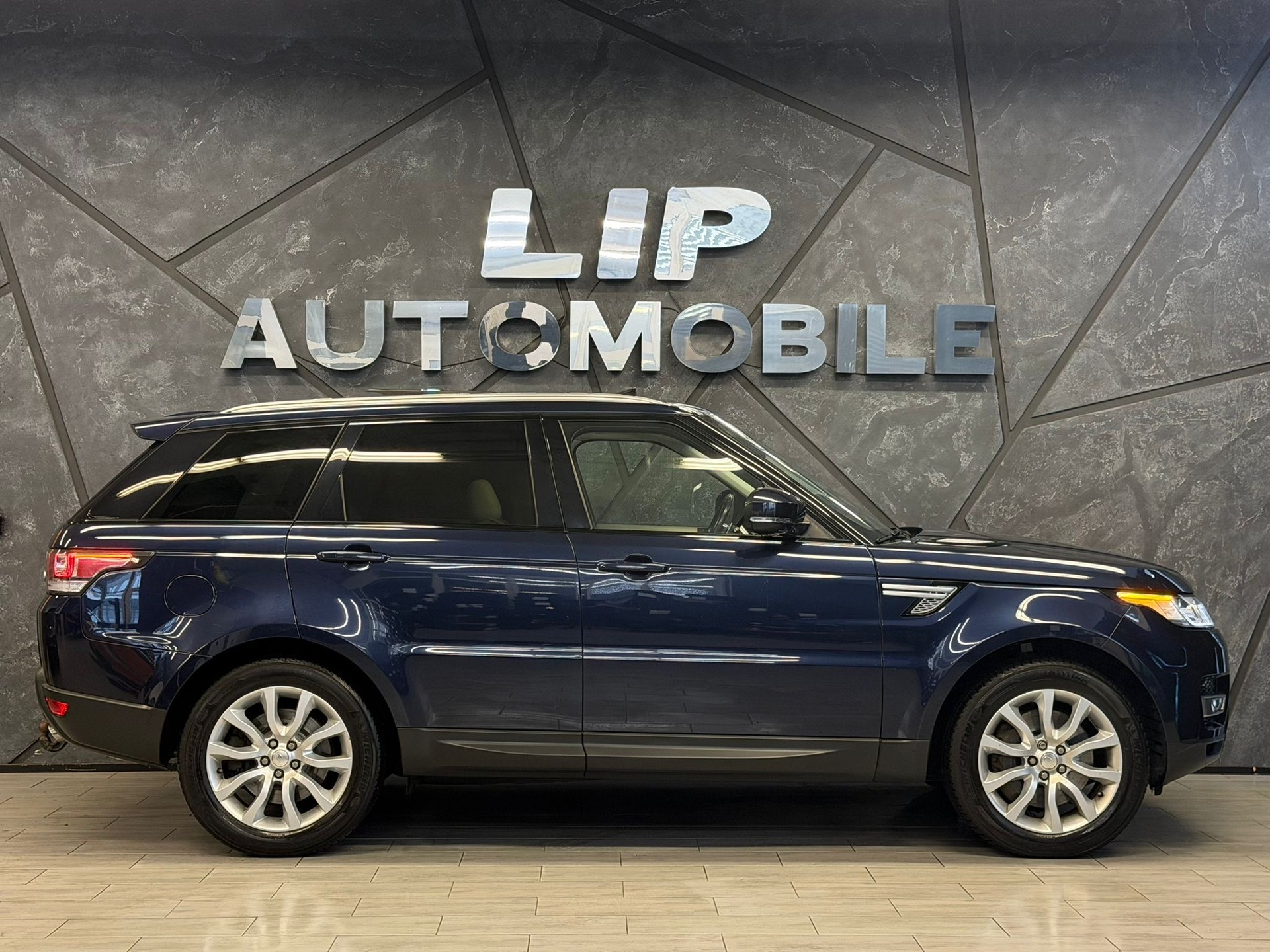 LAND ROVER Range Rover Sport 3.0 SDV6 HSE Dynamic Automatic-image-3