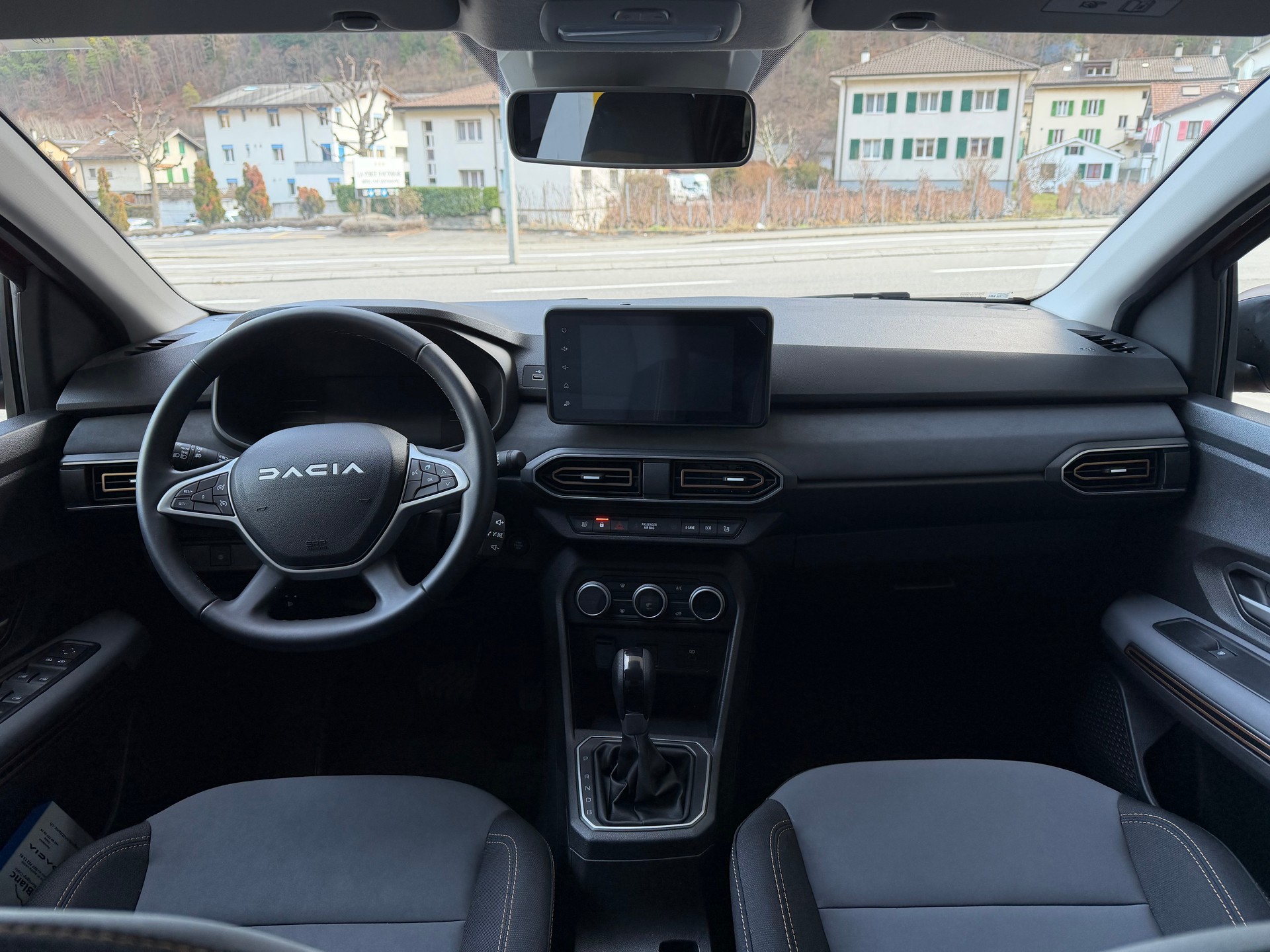 DACIA Jogger HEV 140 Extreme+-image-6