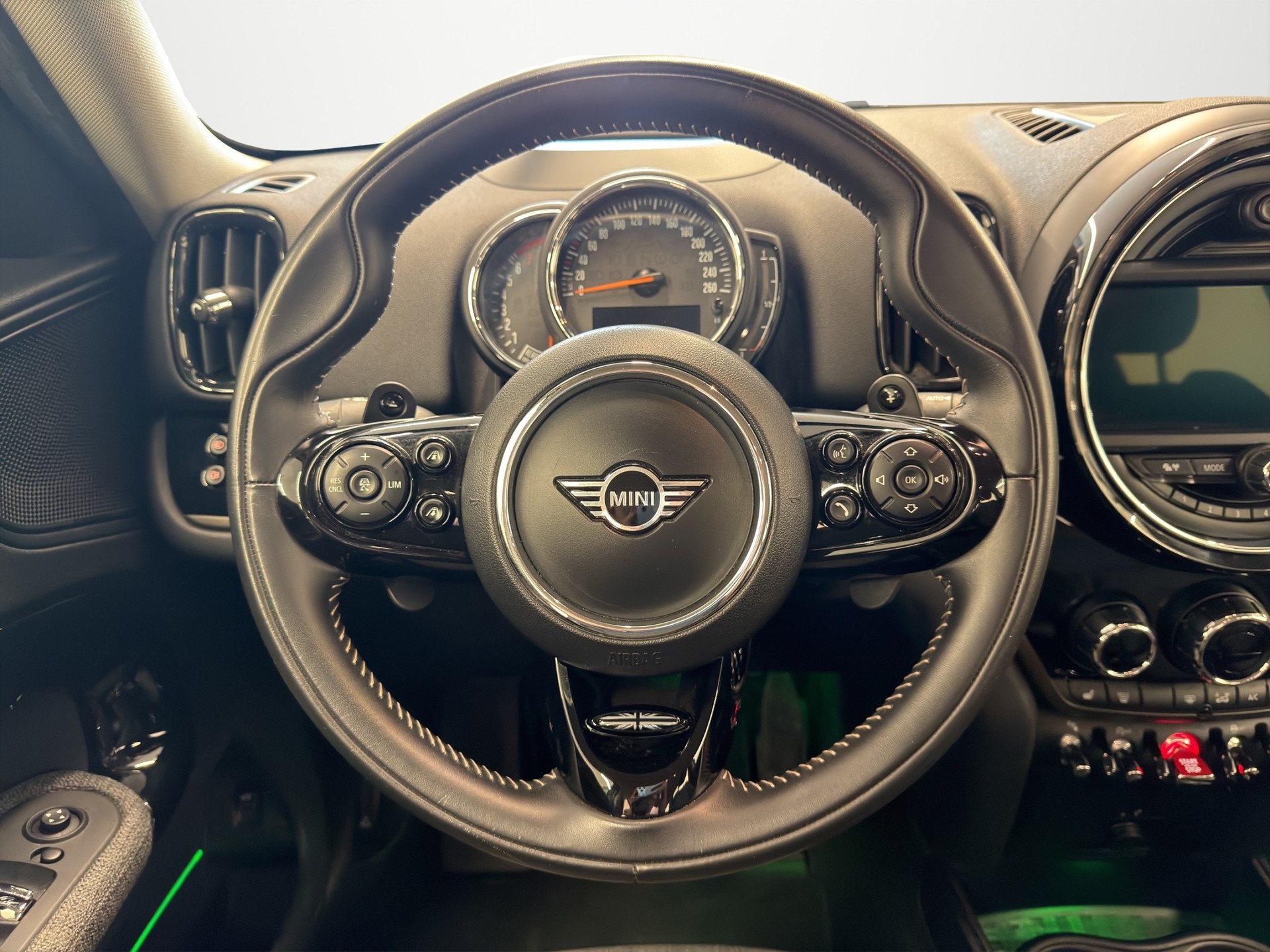MINI Countryman Cooper S ALL4 Steptronic-image-9