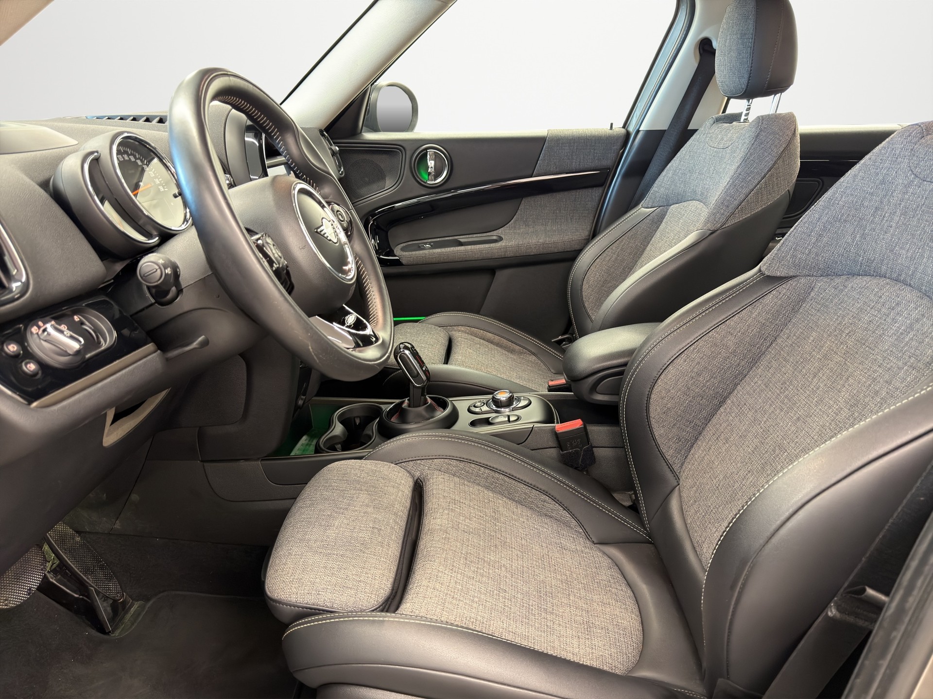 MINI Countryman Cooper S ALL4 Steptronic-image-8