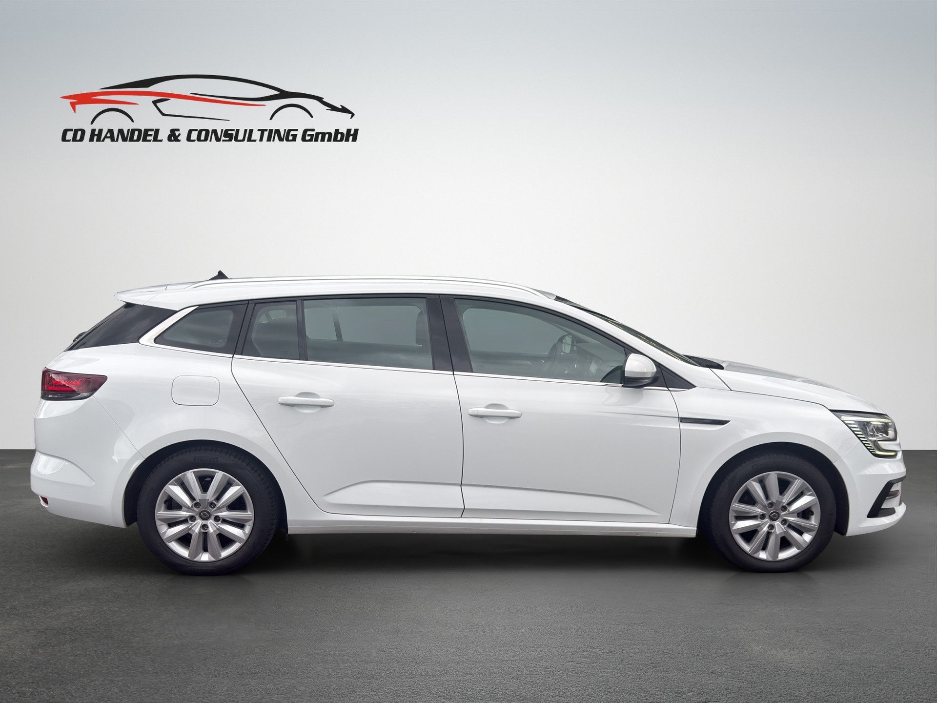 RENAULT Mégane Grandtour 1.5 dCi Business EDC-image-4