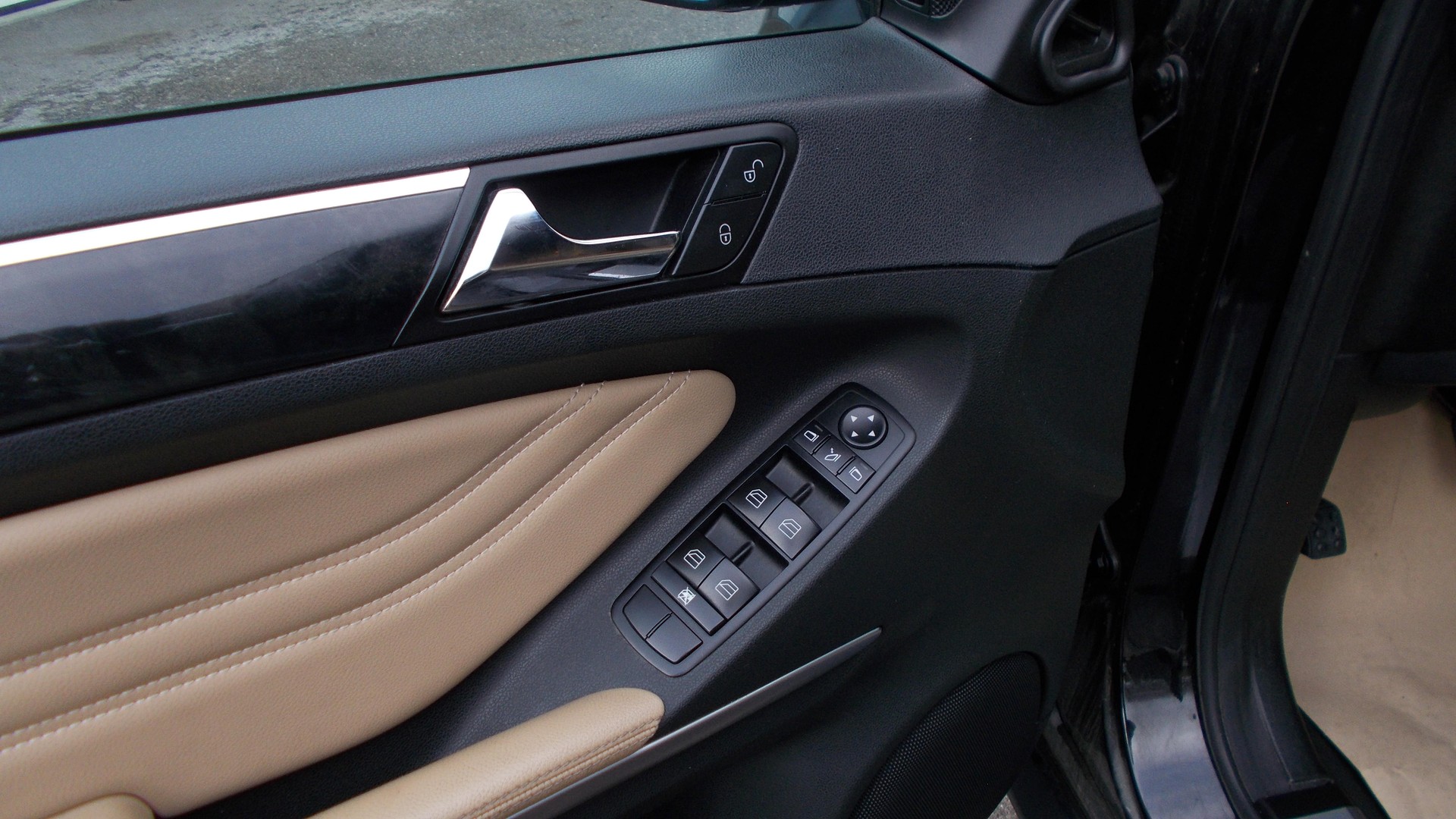 MERCEDES-BENZ ML 350 BlueTEC 4Matic 7G-Tronic-image-6