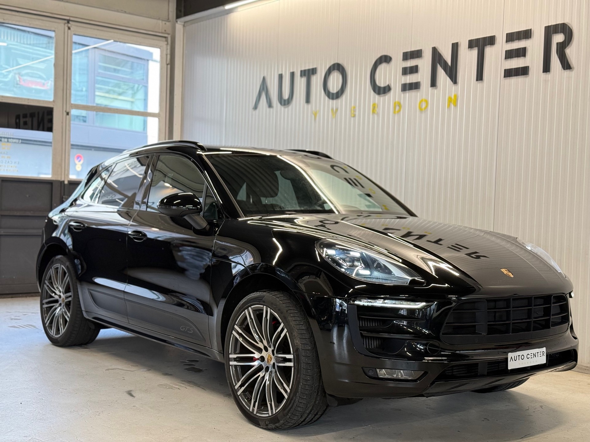PORSCHE Macan GTS PDK-image-1