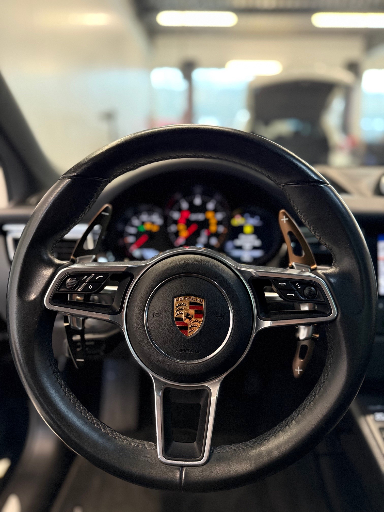 PORSCHE Macan GTS PDK-image-13