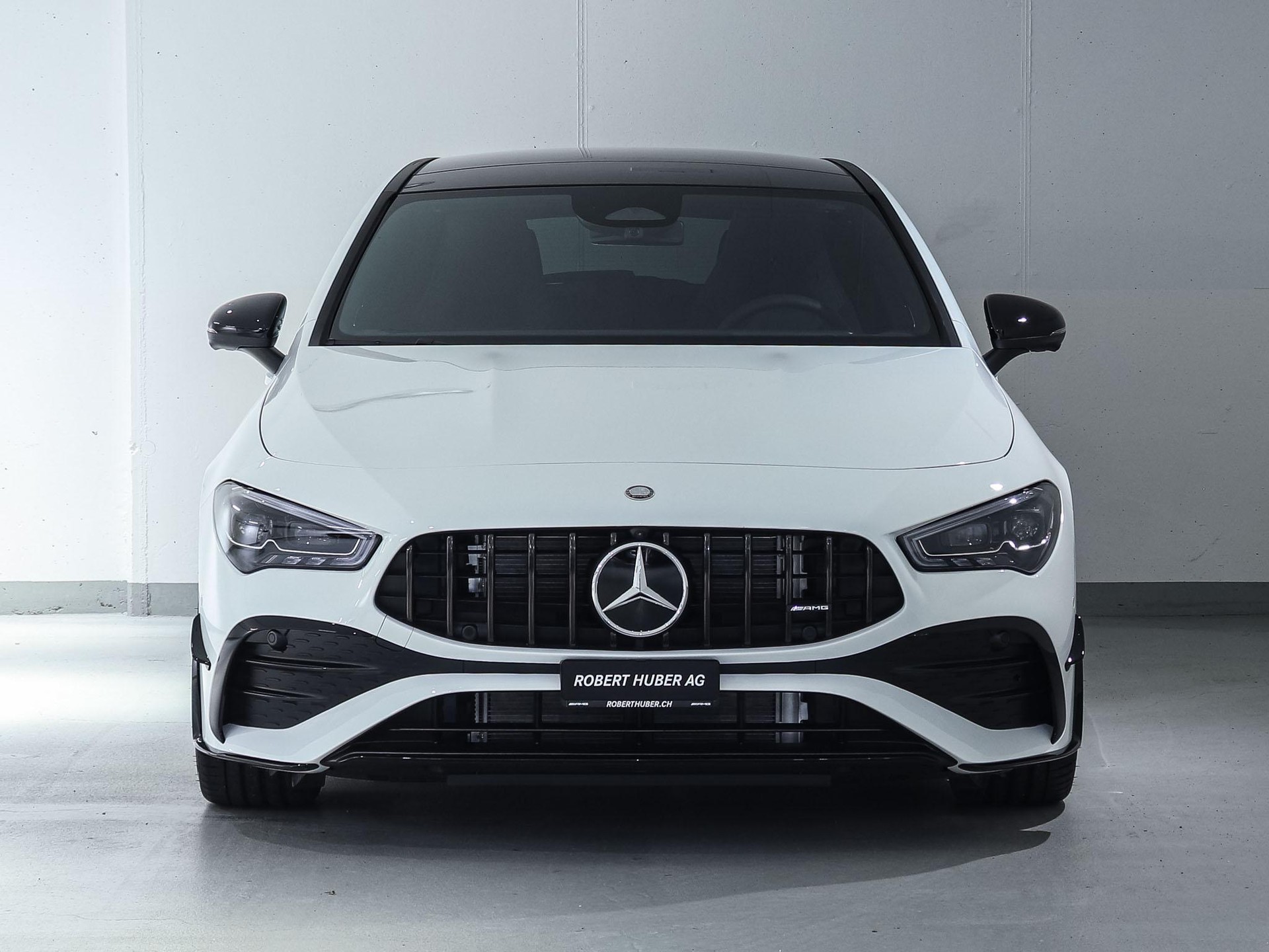 MERCEDES-BENZ CLA 35 AMG 4MATIC Shooting Brake-image-2