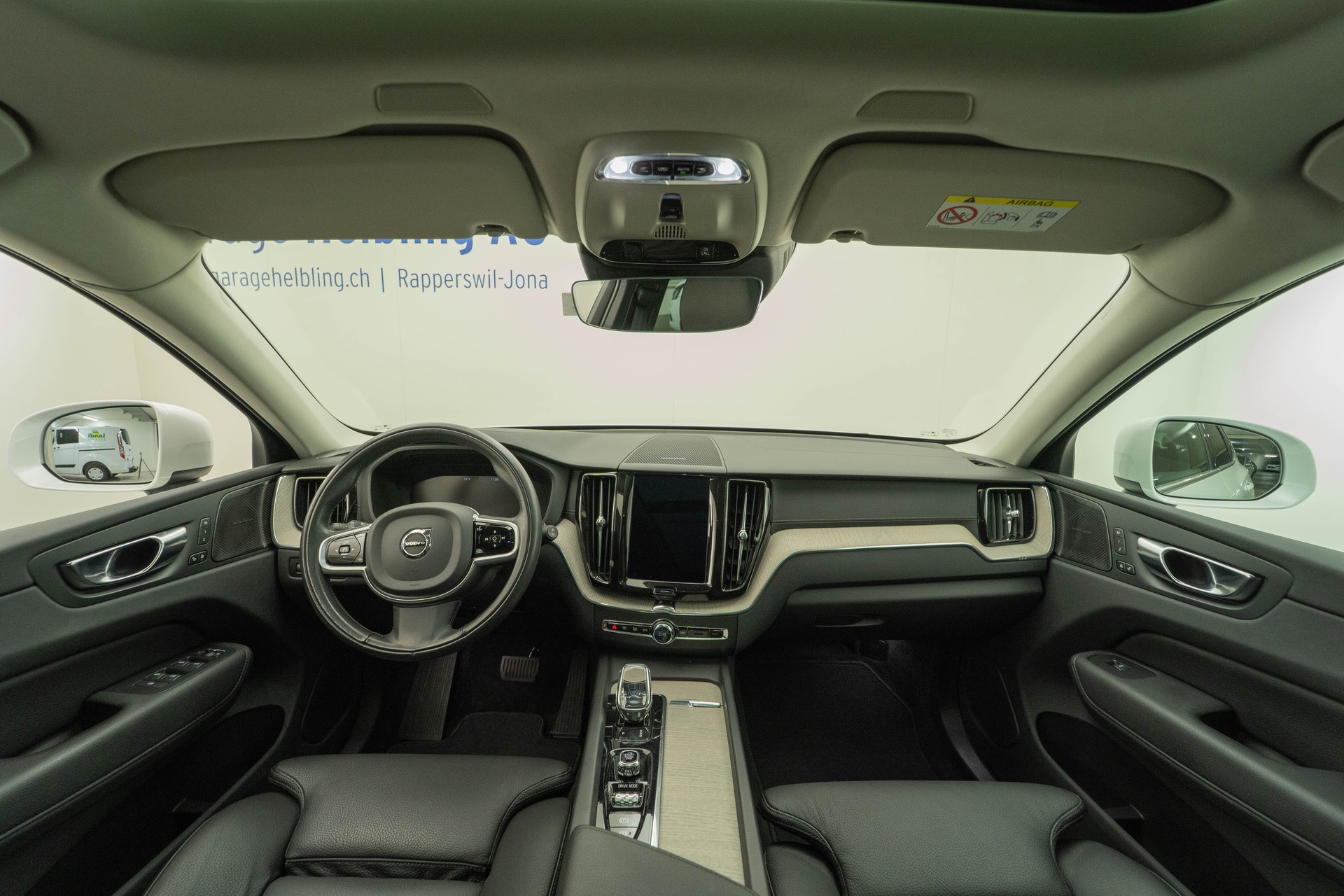 VOLVO XC60 2.0 T8 TE Inscription eAWD-image-5