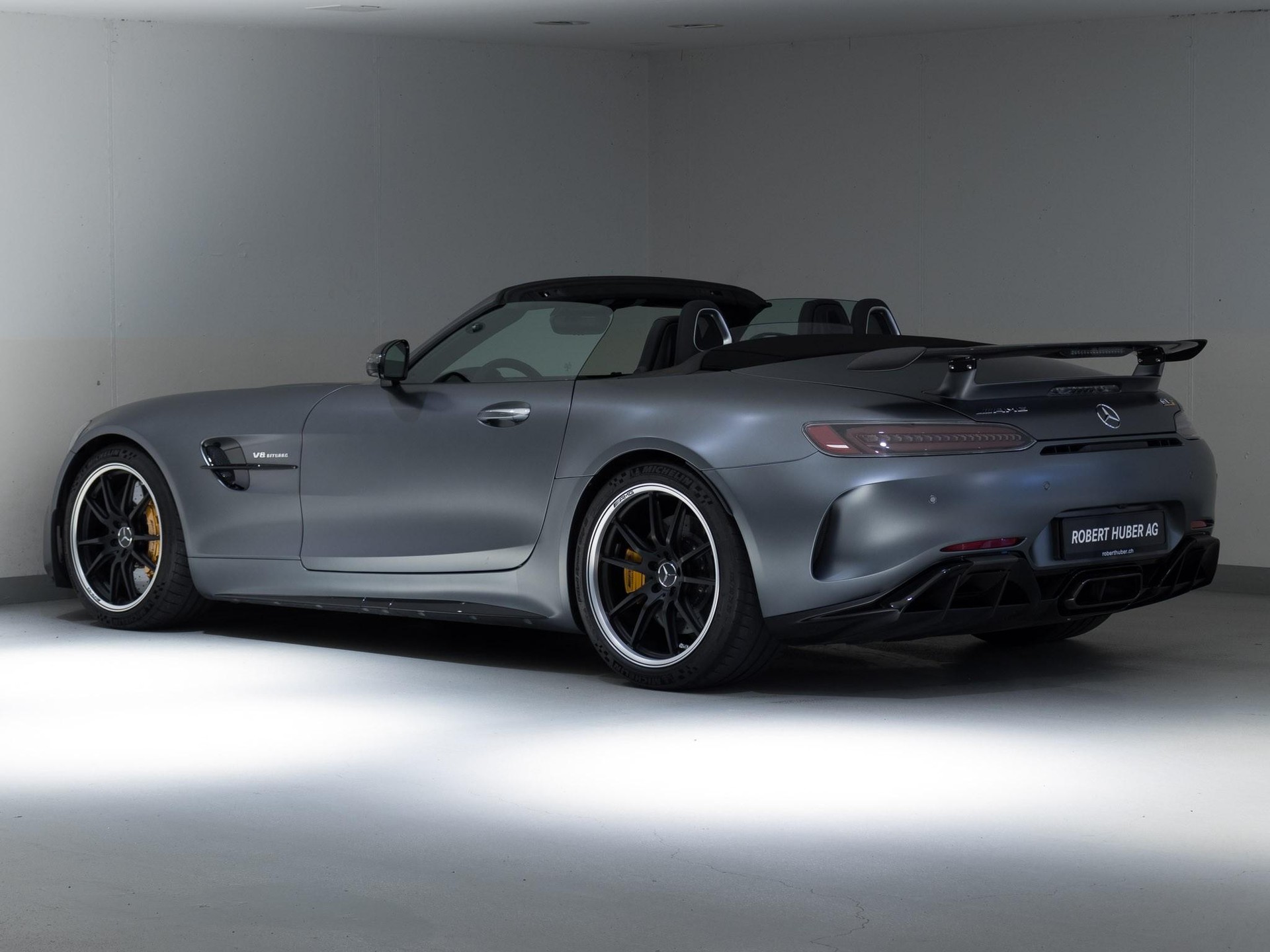 MERCEDES-BENZ AMG GT R Roadster-image-4
