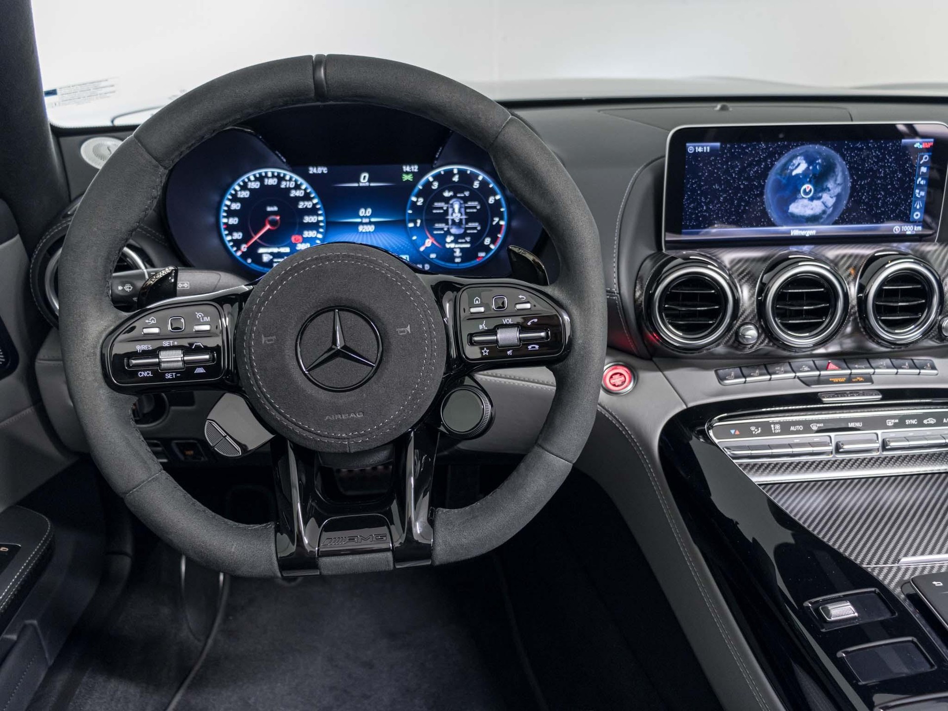 MERCEDES-BENZ AMG GT R Roadster-image-11